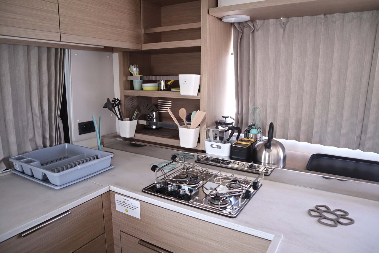 Lagoon 46 (6 cab.) — photo 25