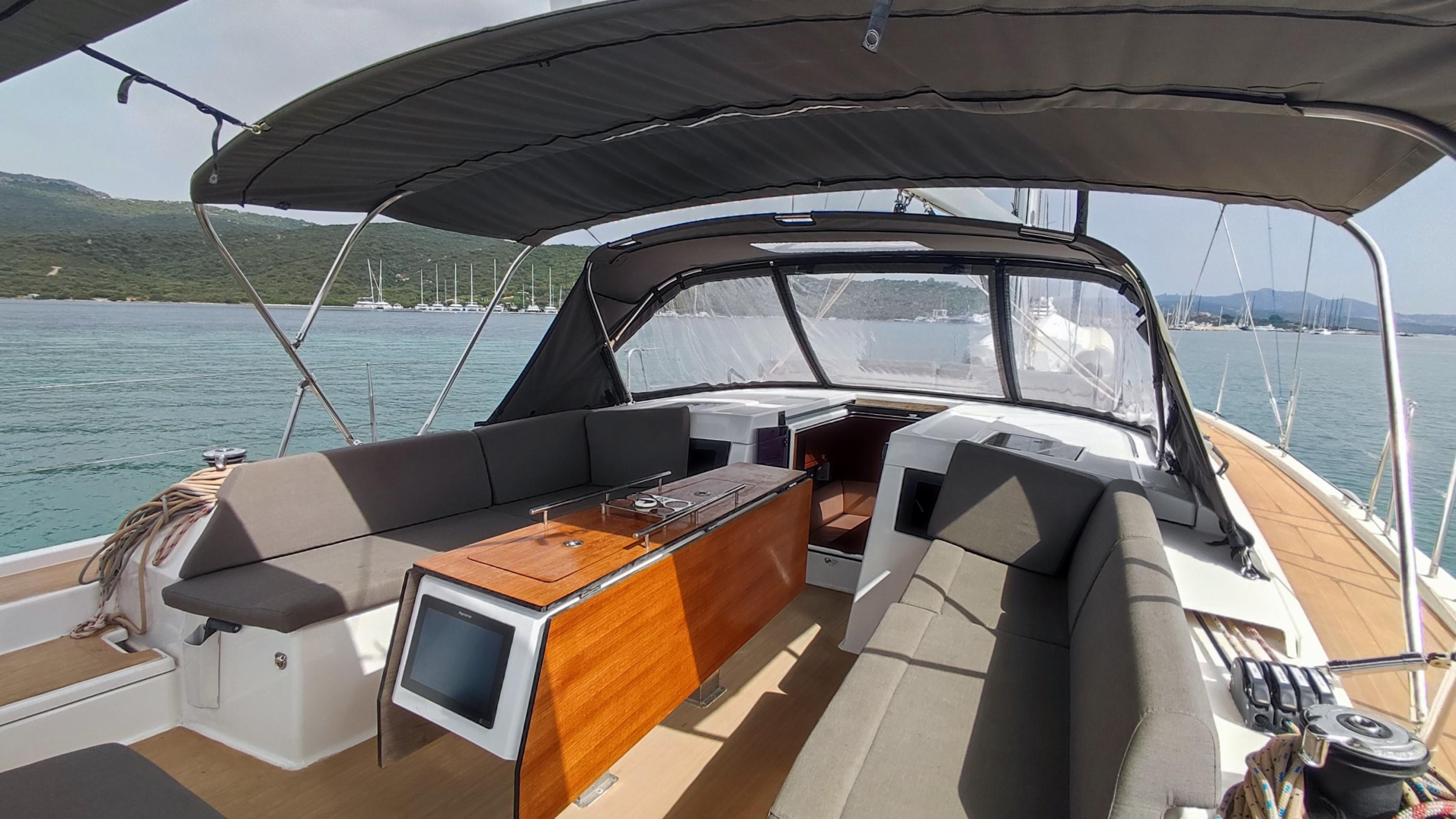 Dufour 470 — photo 2