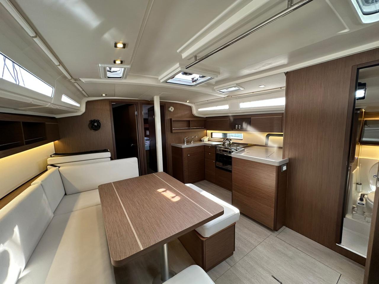 Oceanis 40.1 (4 cab.) — photo 13