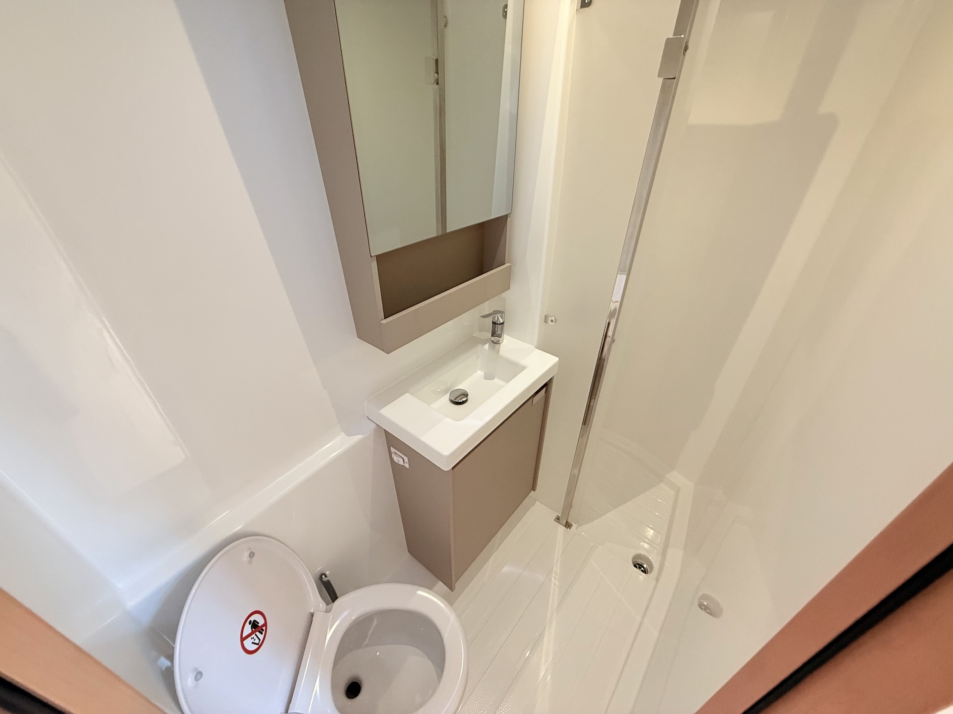 Aura 51 — photo 2