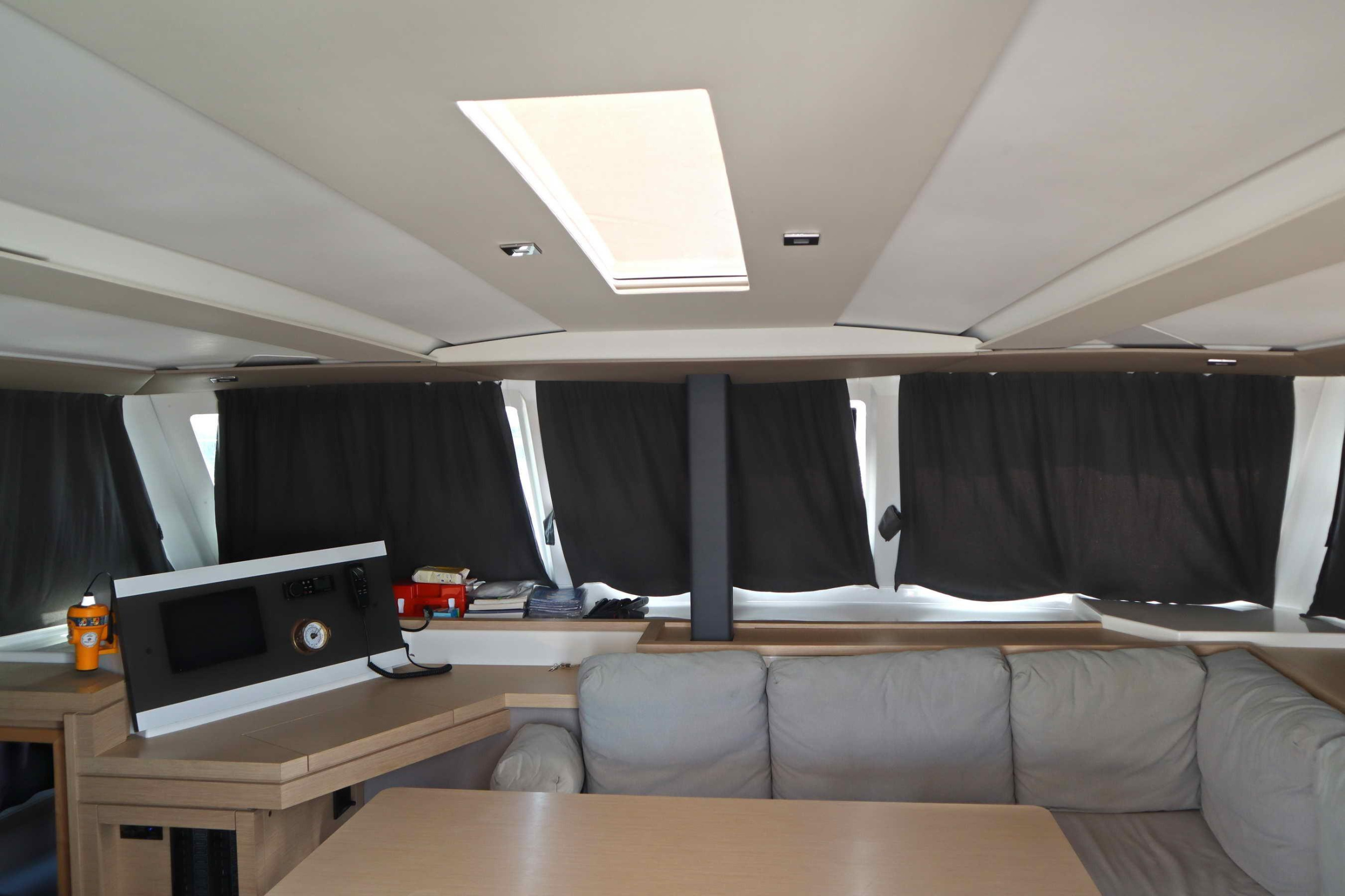 Lucia 40 (4 cab.) — photo 22
