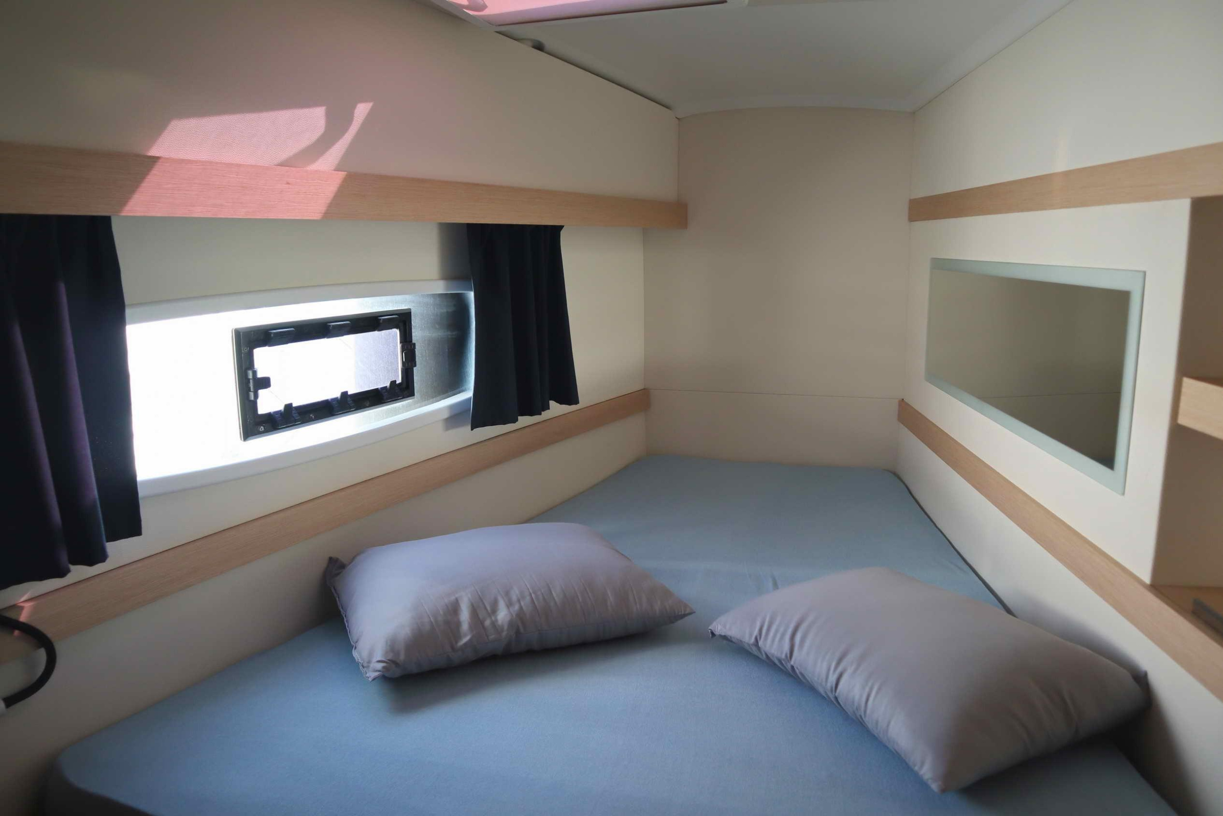 Lucia 40 (4 cab.) — photo 9