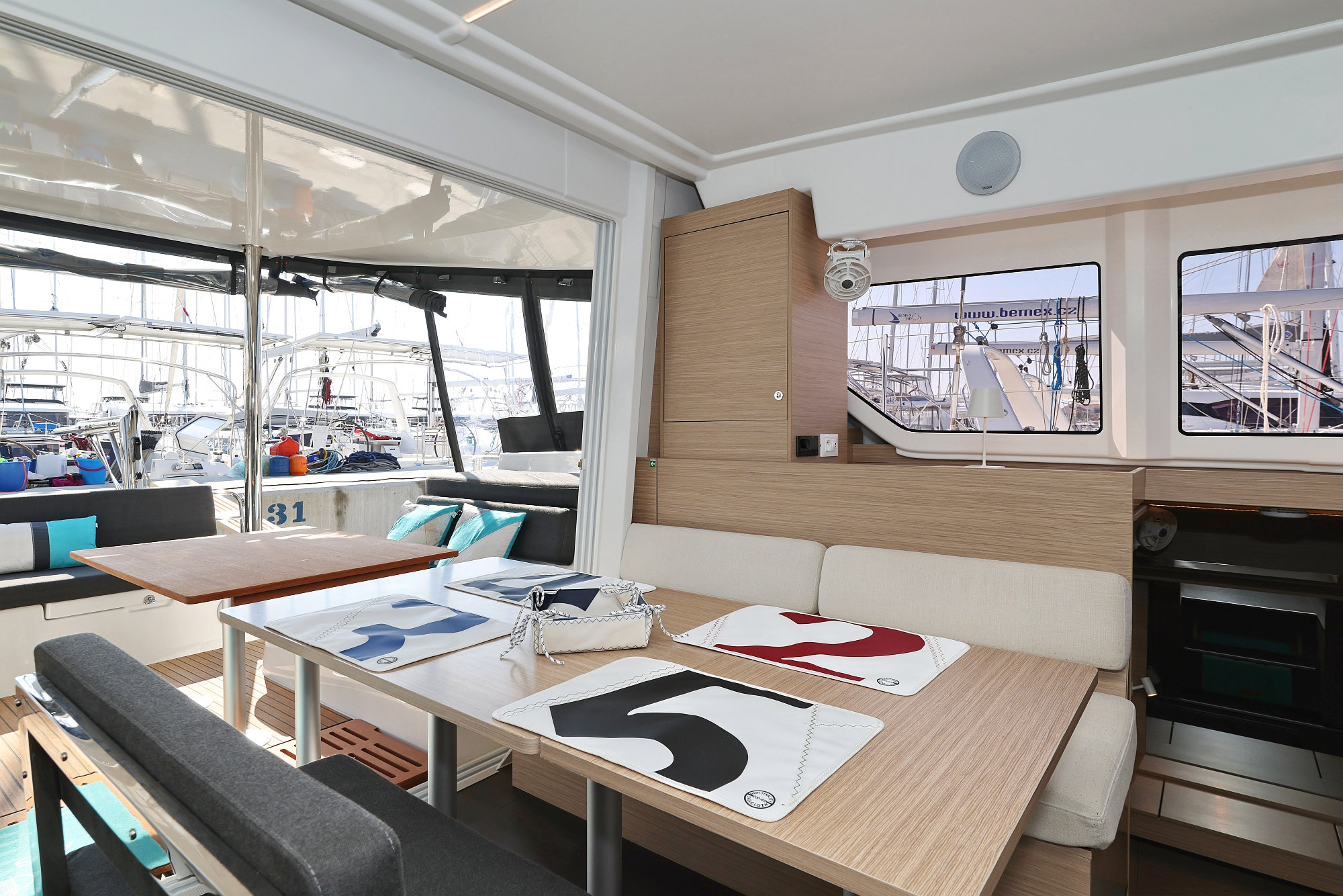 Lagoon 38 OWNER VERSION — photo 7