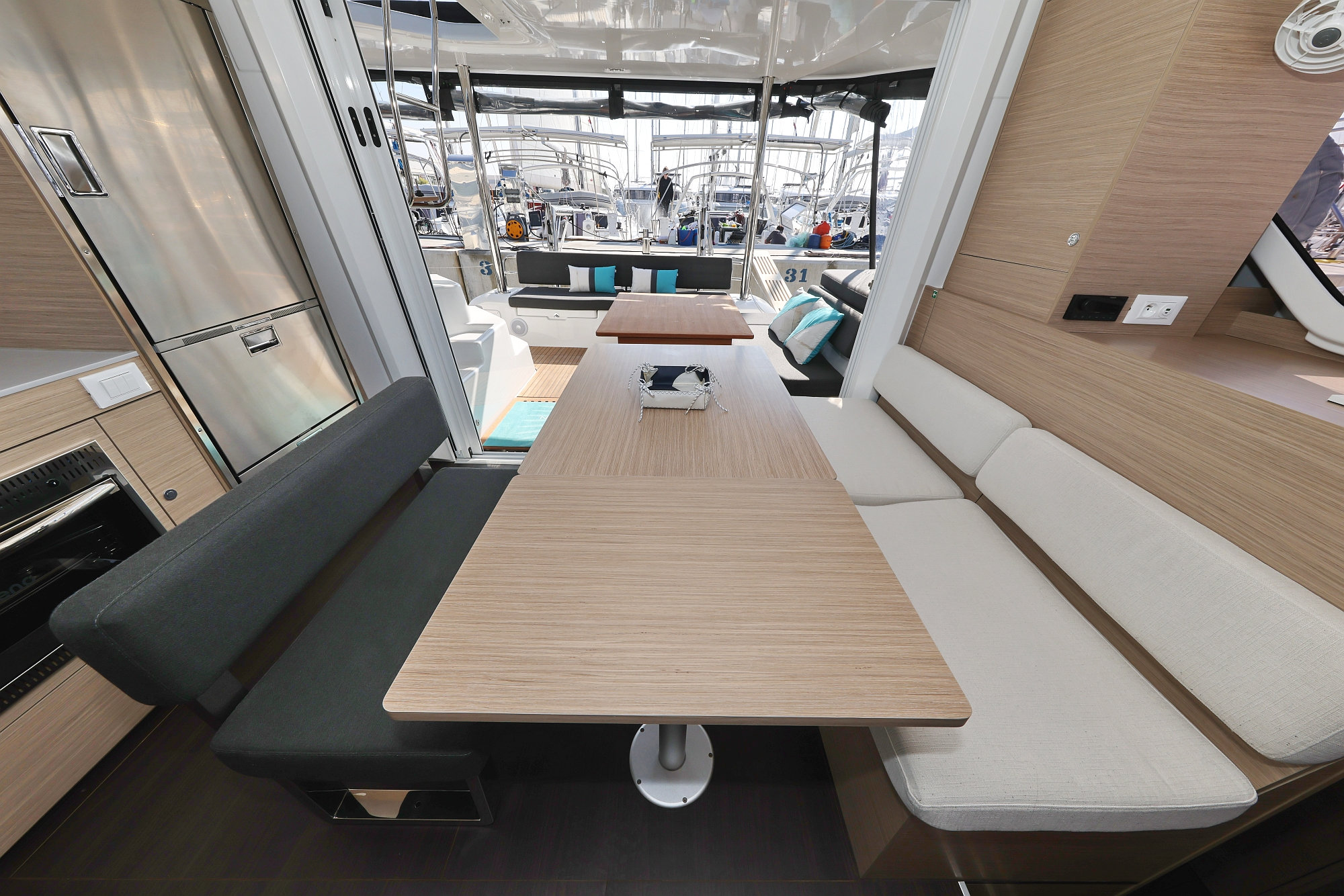 Lagoon 38 OWNER VERSION — photo 10