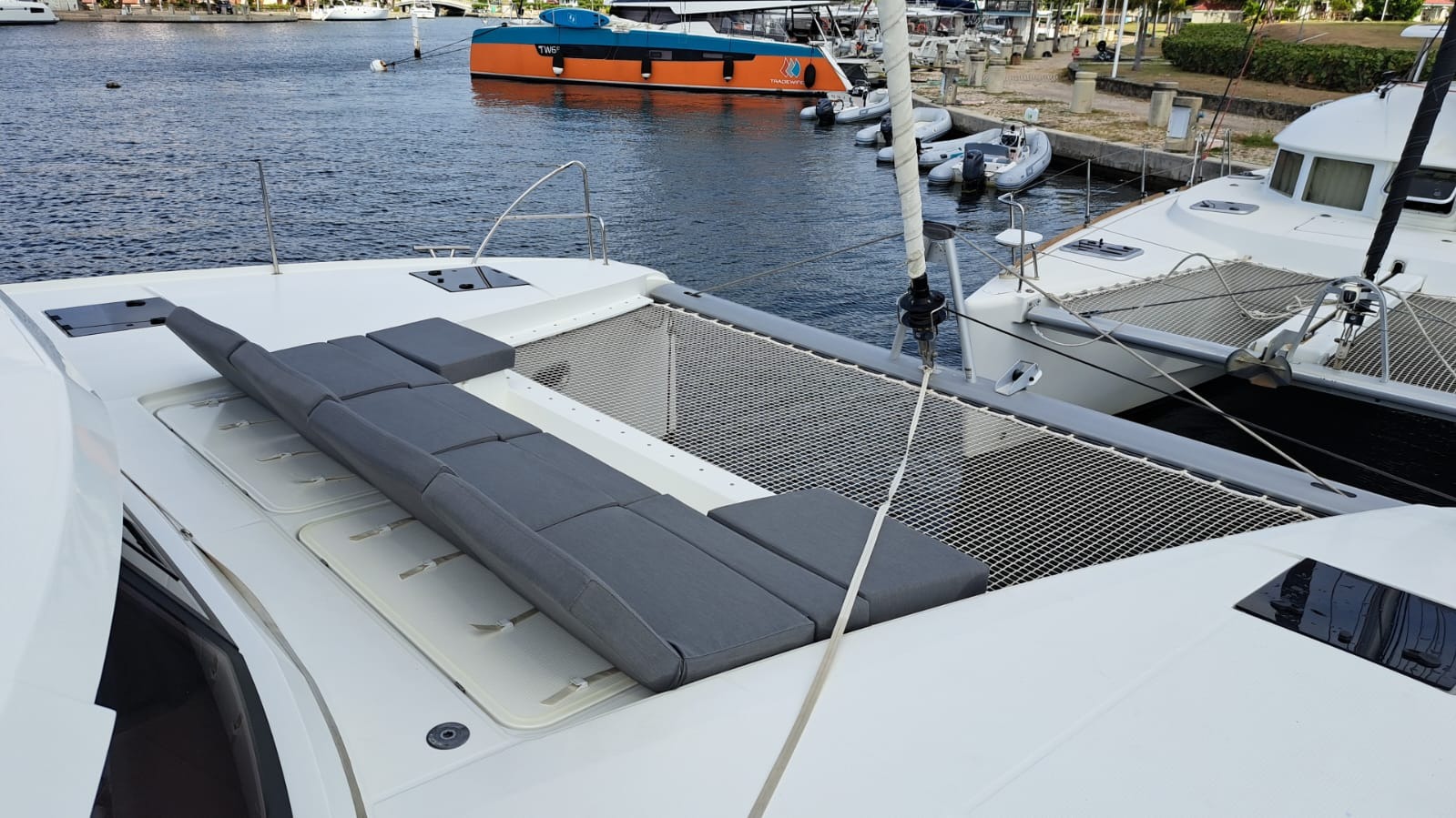 Astréa 42 (6 cab.) — photo 2