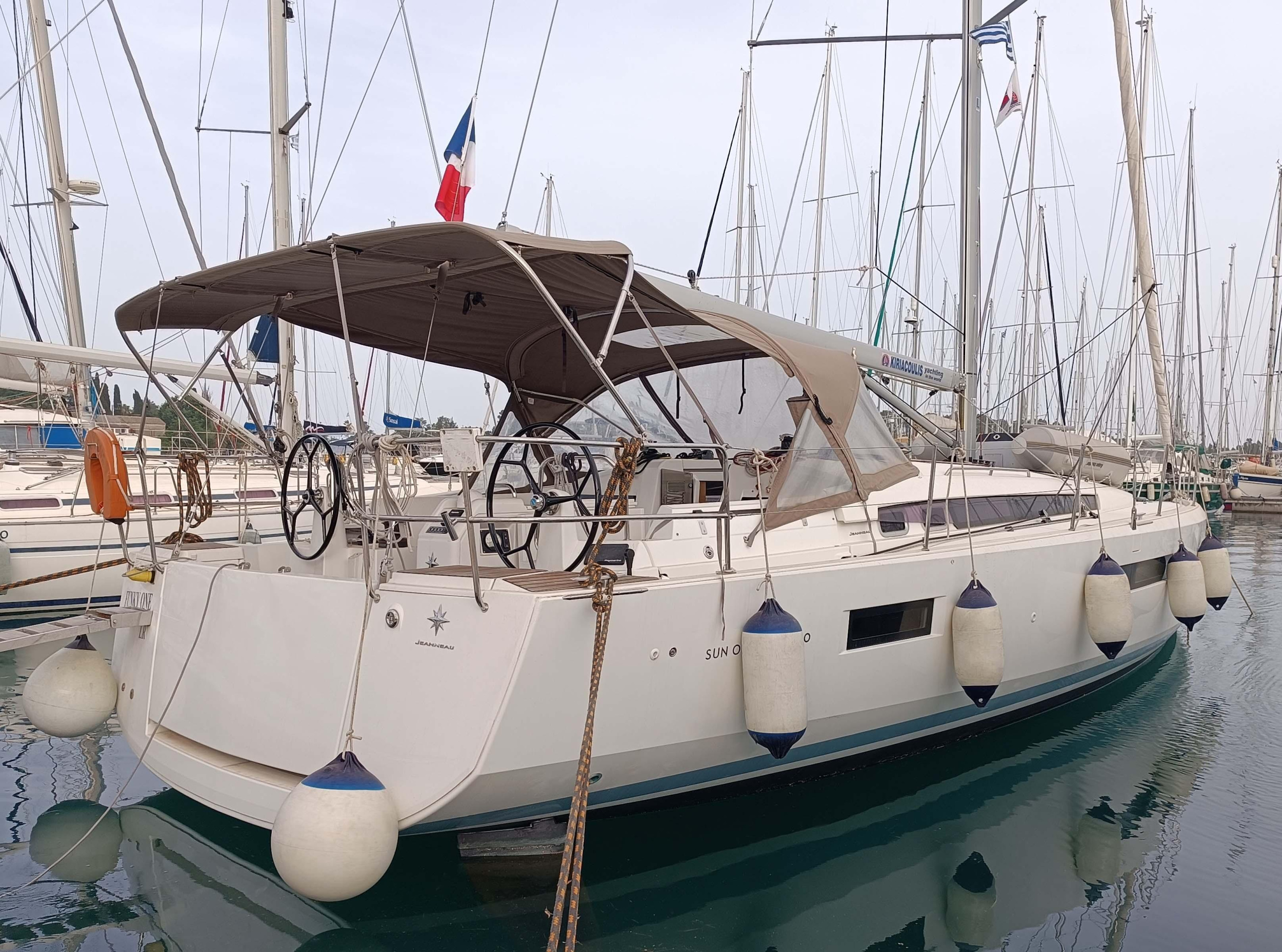 Sun Odyssey 440 (4 cab.) — photo 2