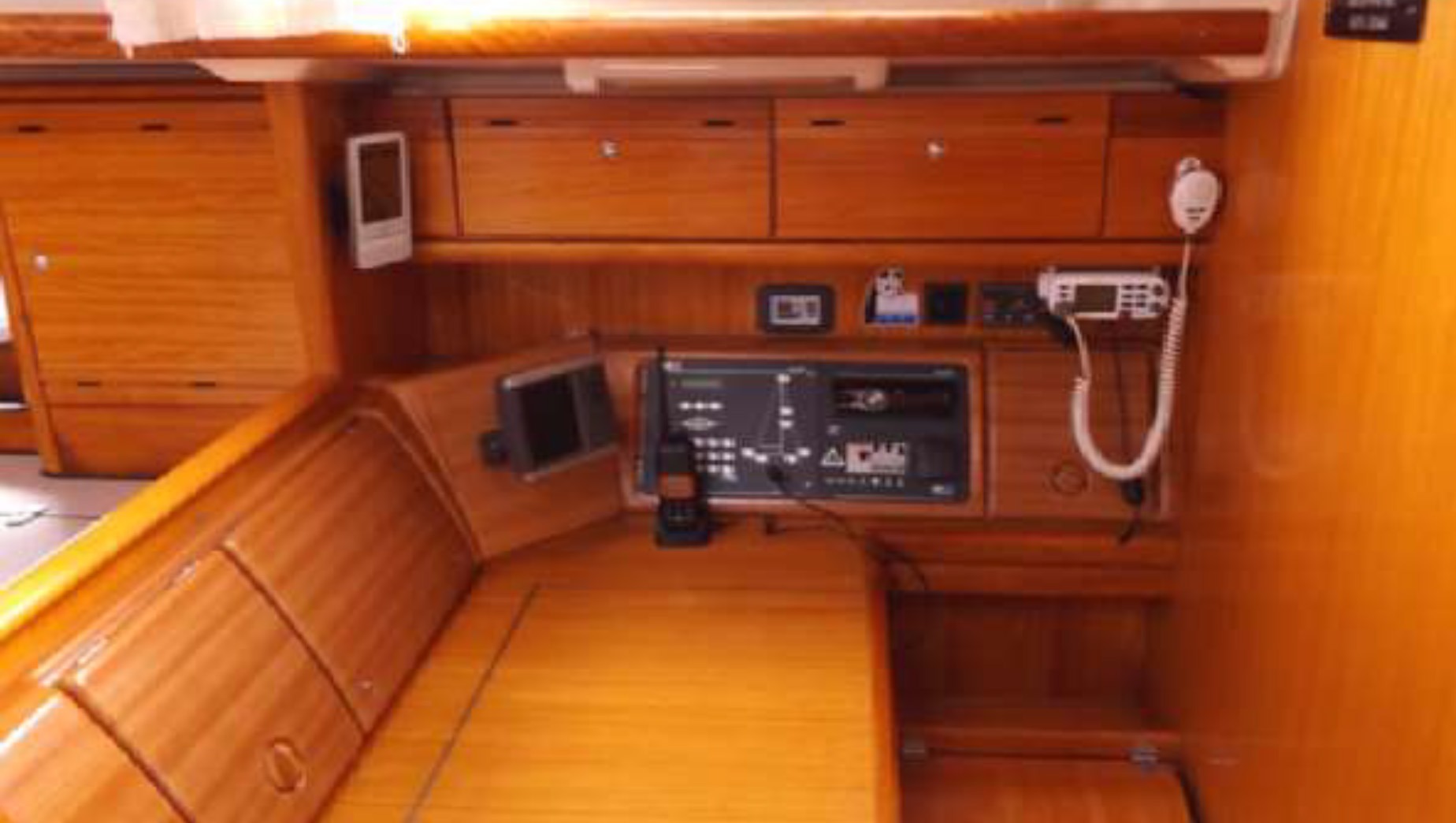 Bavaria 50 Cruiser (5 cab.) — photo 8