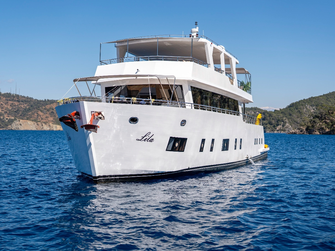 Motoryacht Lila Trawler — photo 1