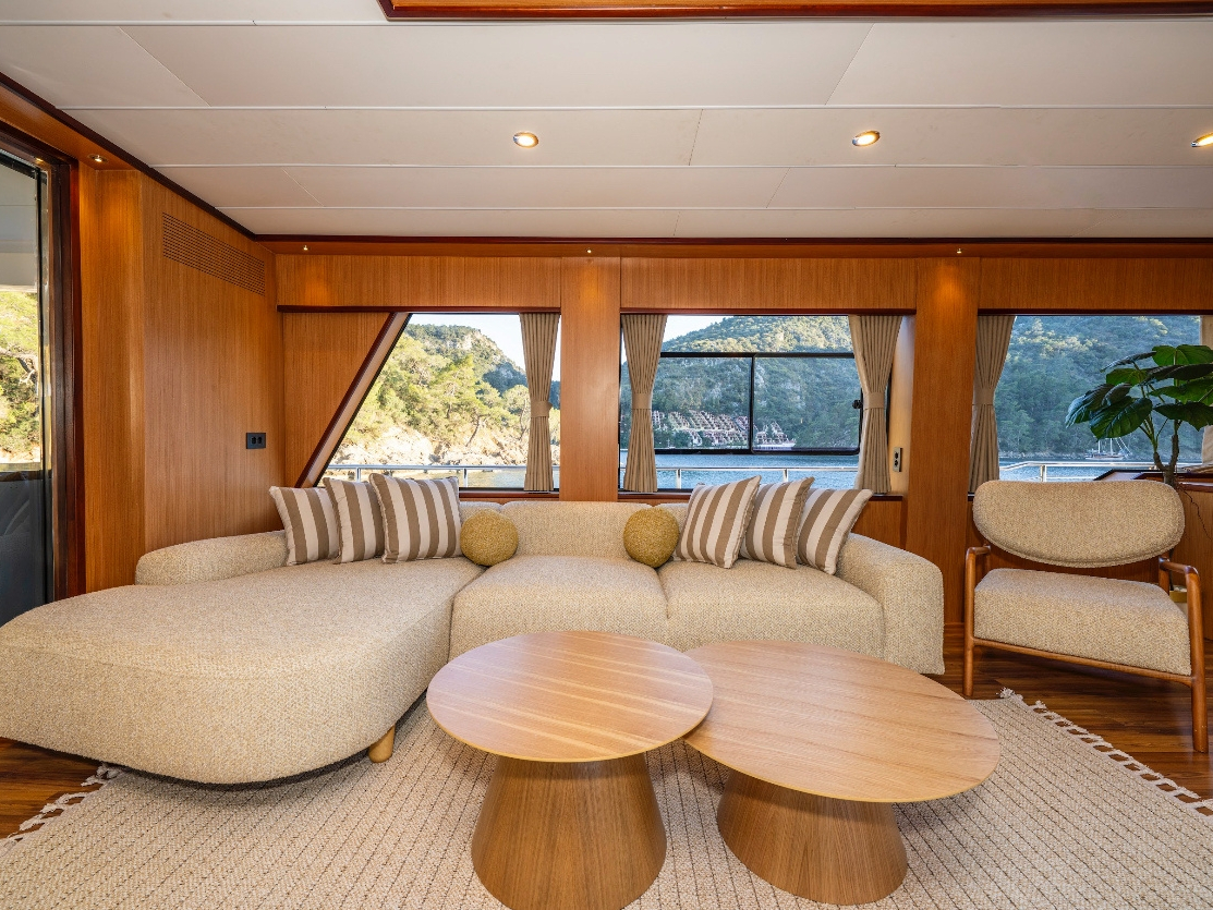Motoryacht Lila Trawler — photo 48