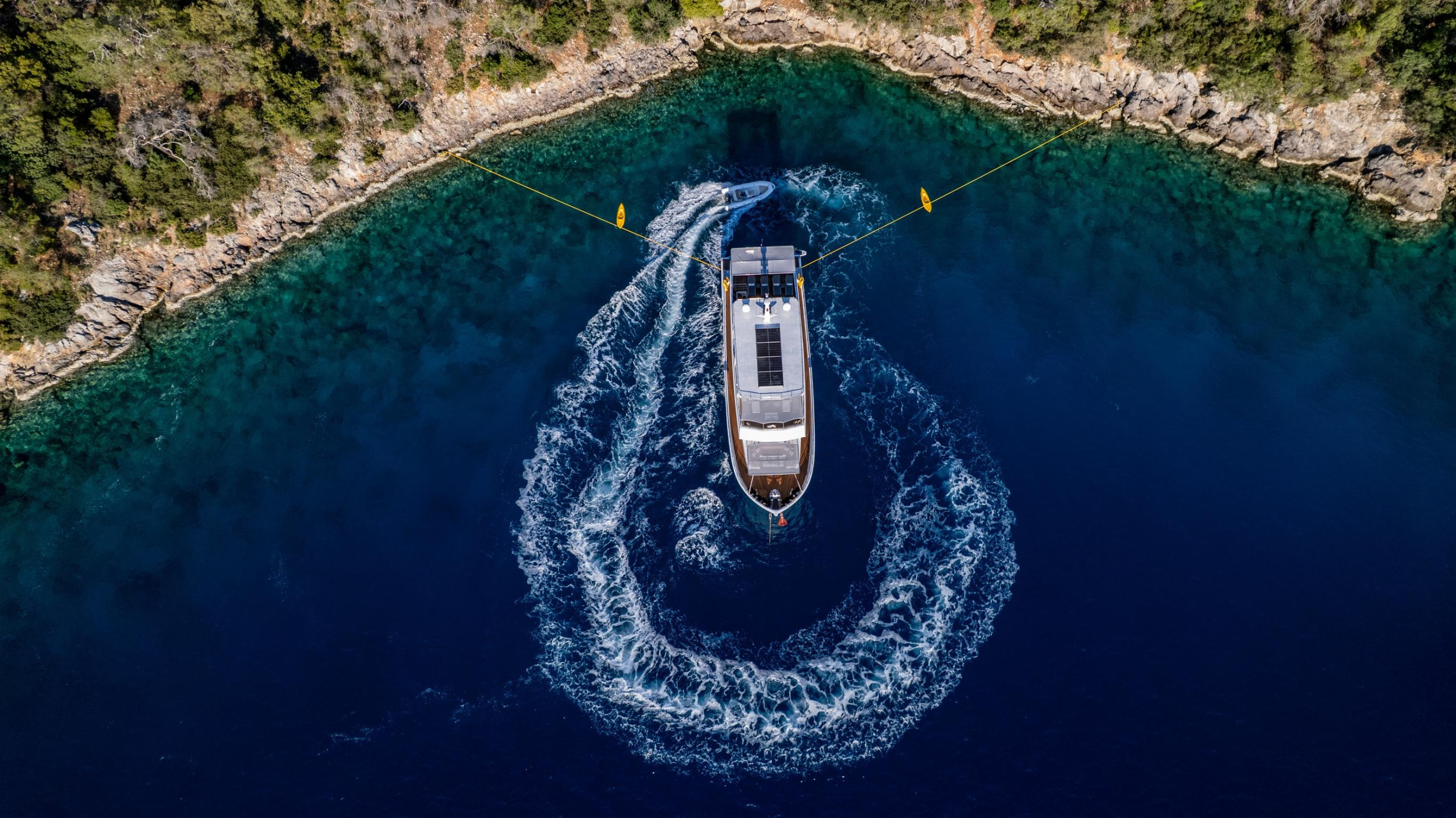 Motoryacht Lila Trawler — photo 21