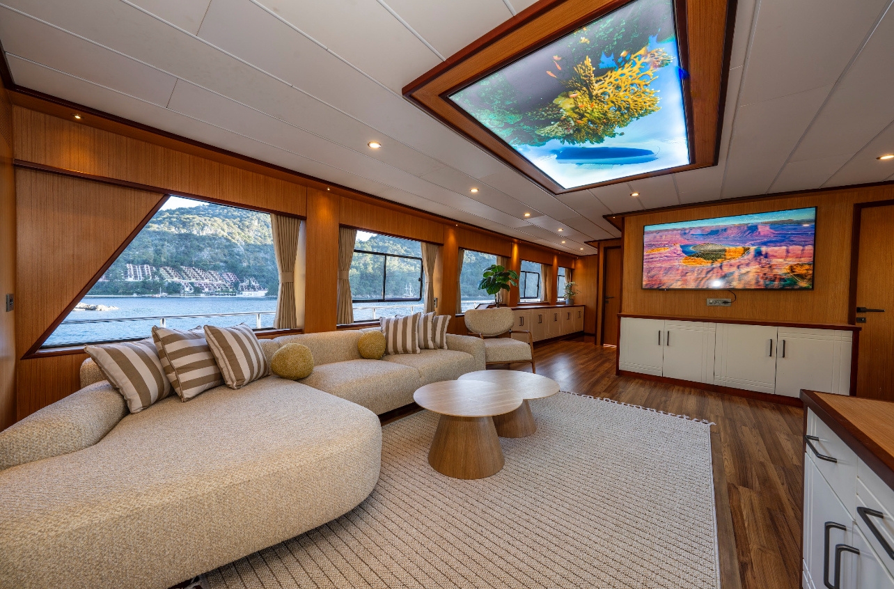 Motoryacht Lila Trawler — photo 30