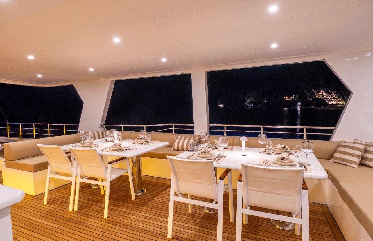 Motoryacht Lila Trawler — photo 45