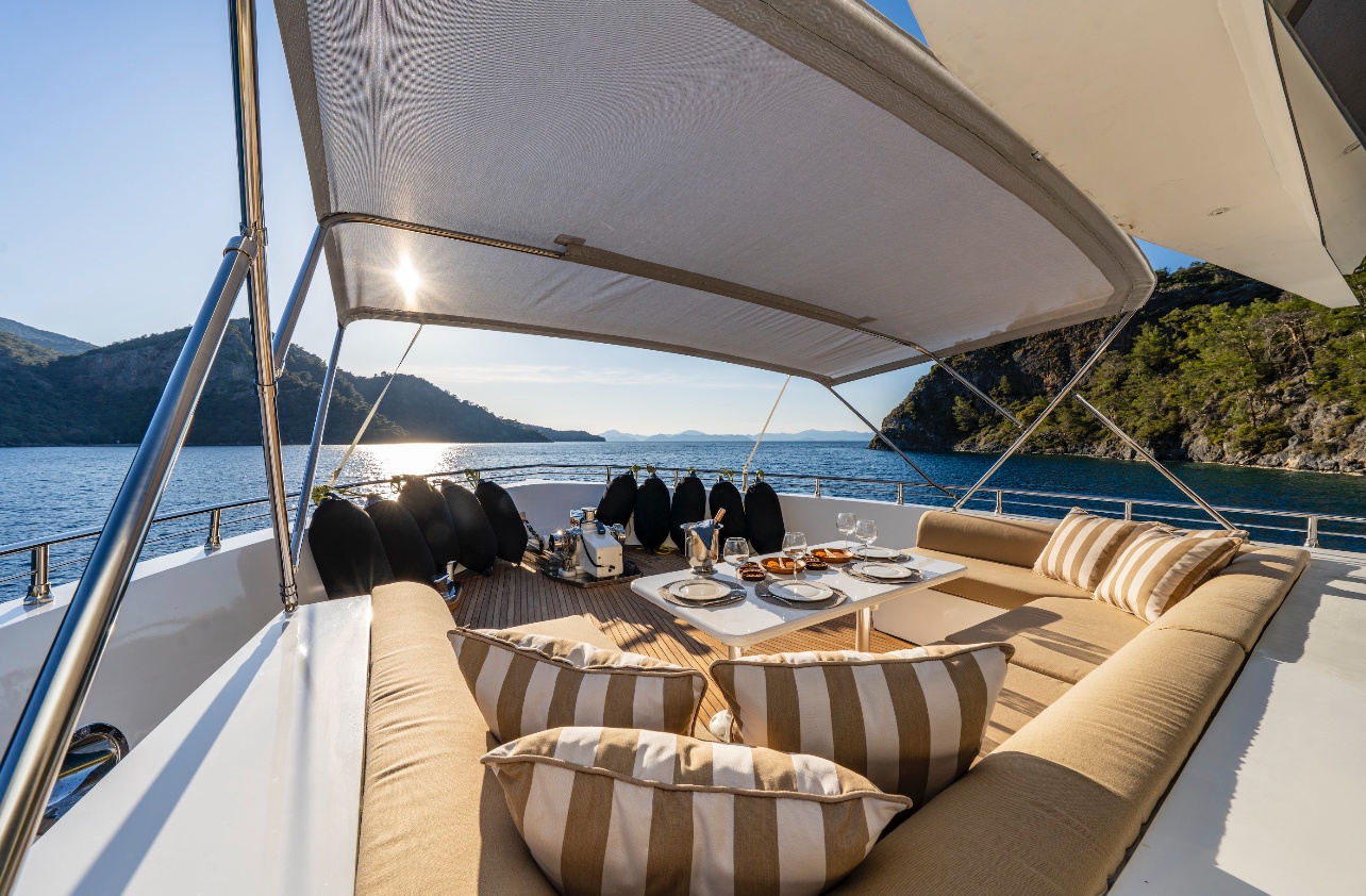 Motoryacht Lila Trawler — photo 47