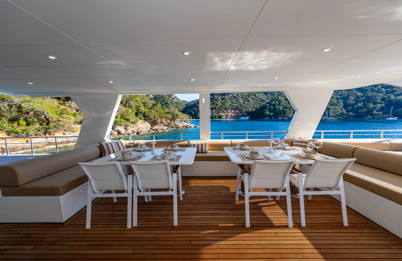 Motoryacht Lila Trawler — photo 34