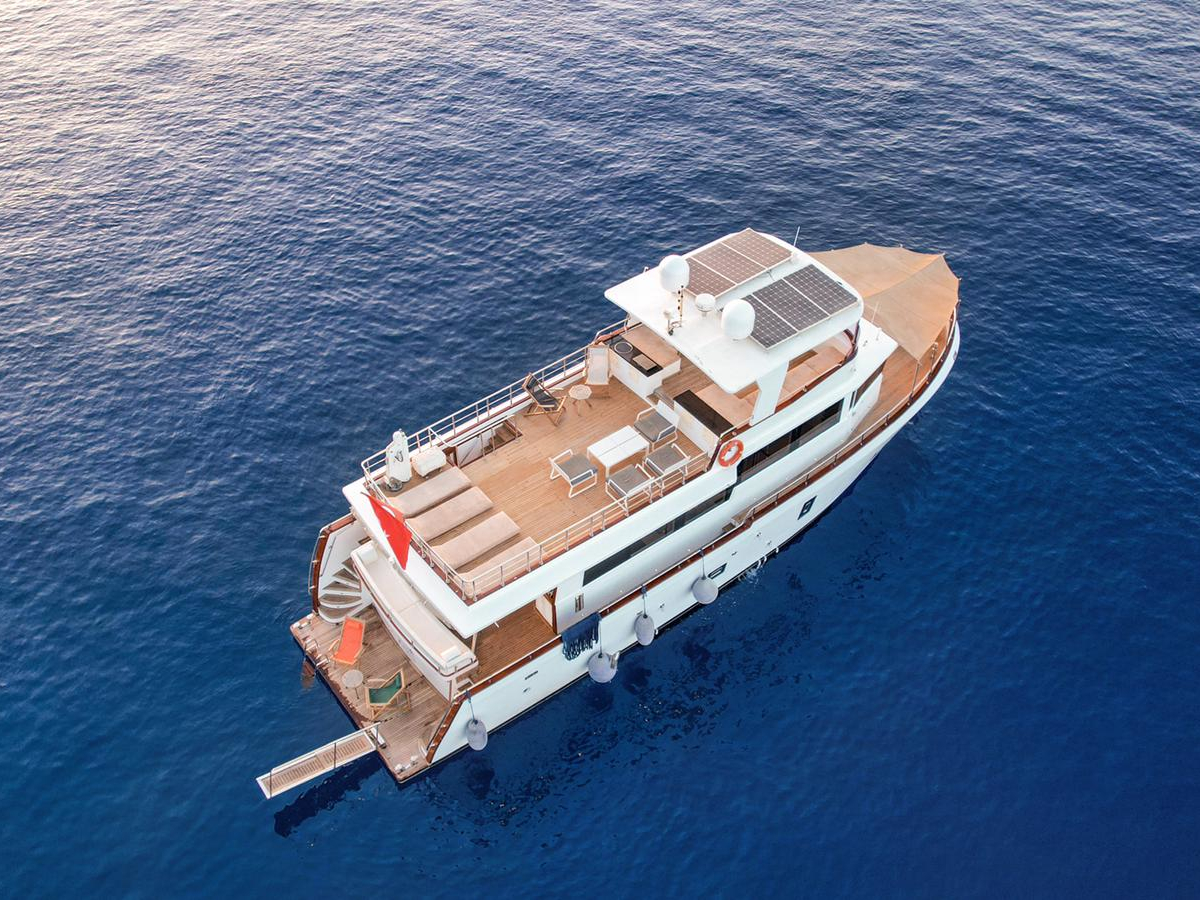 Custom built Motoryacht — photo 1