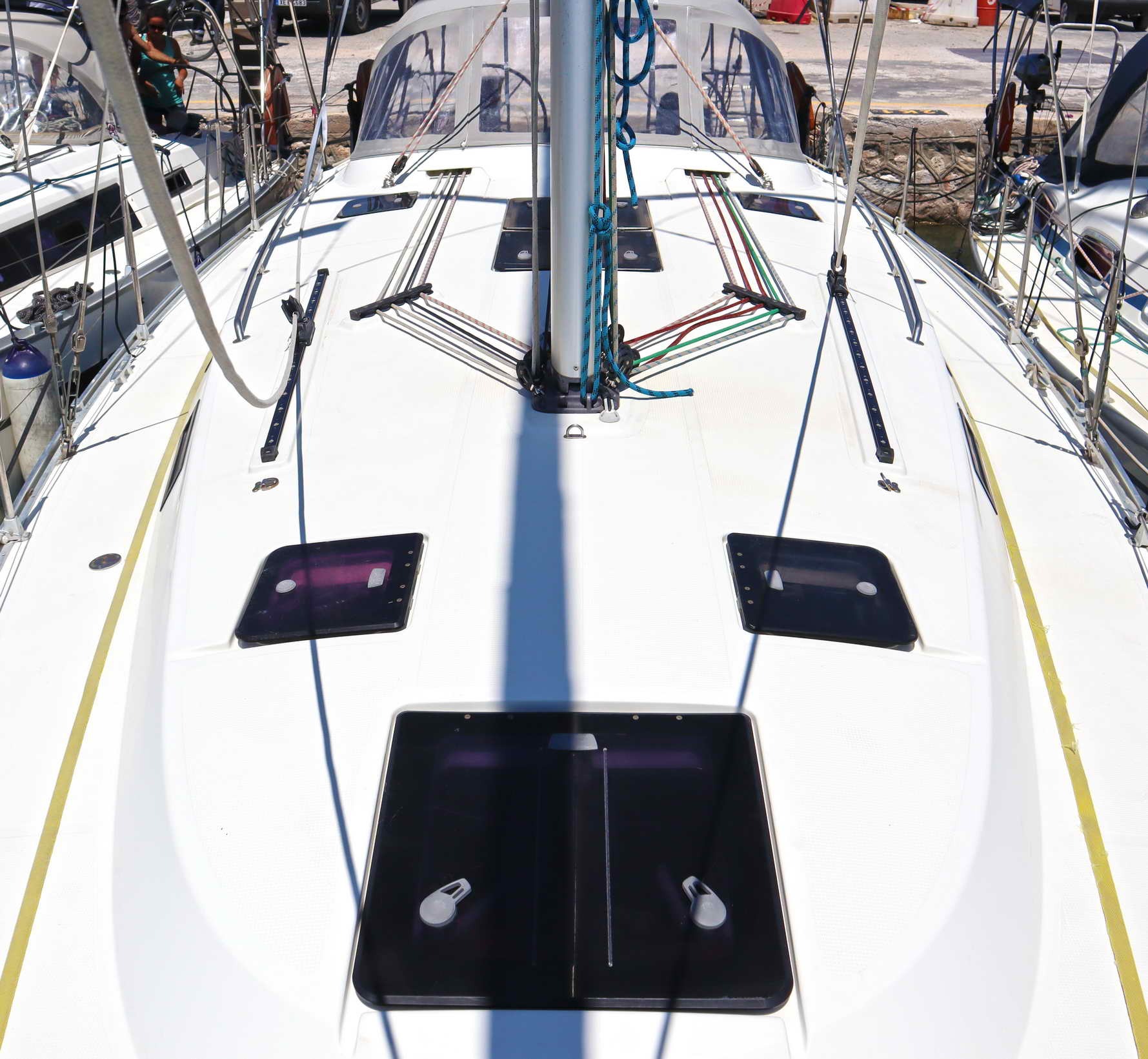 Bavaria Cruiser 40 (3 cab.) — photo 3