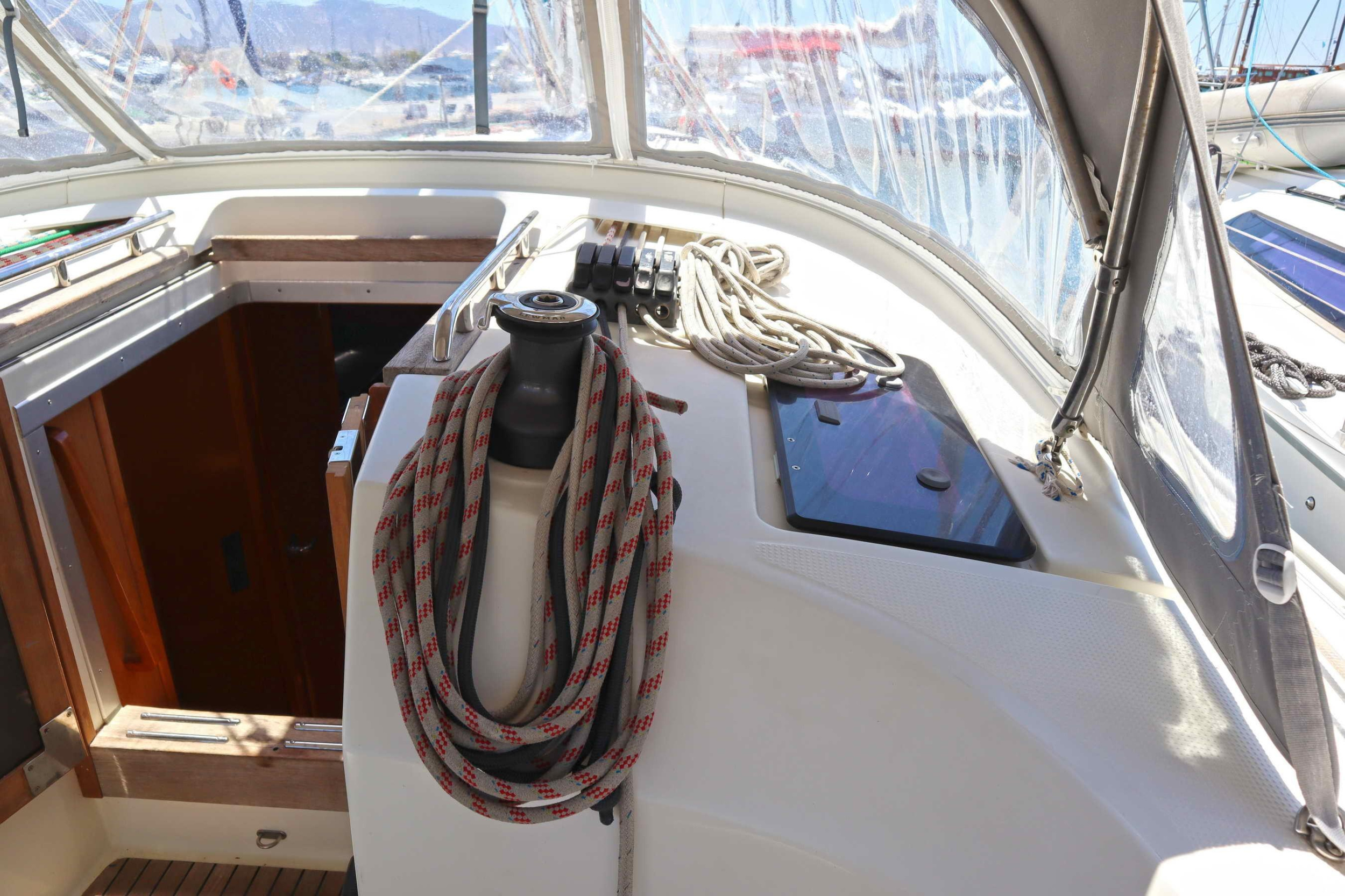 Bavaria Cruiser 40 (3 cab.) — photo 42