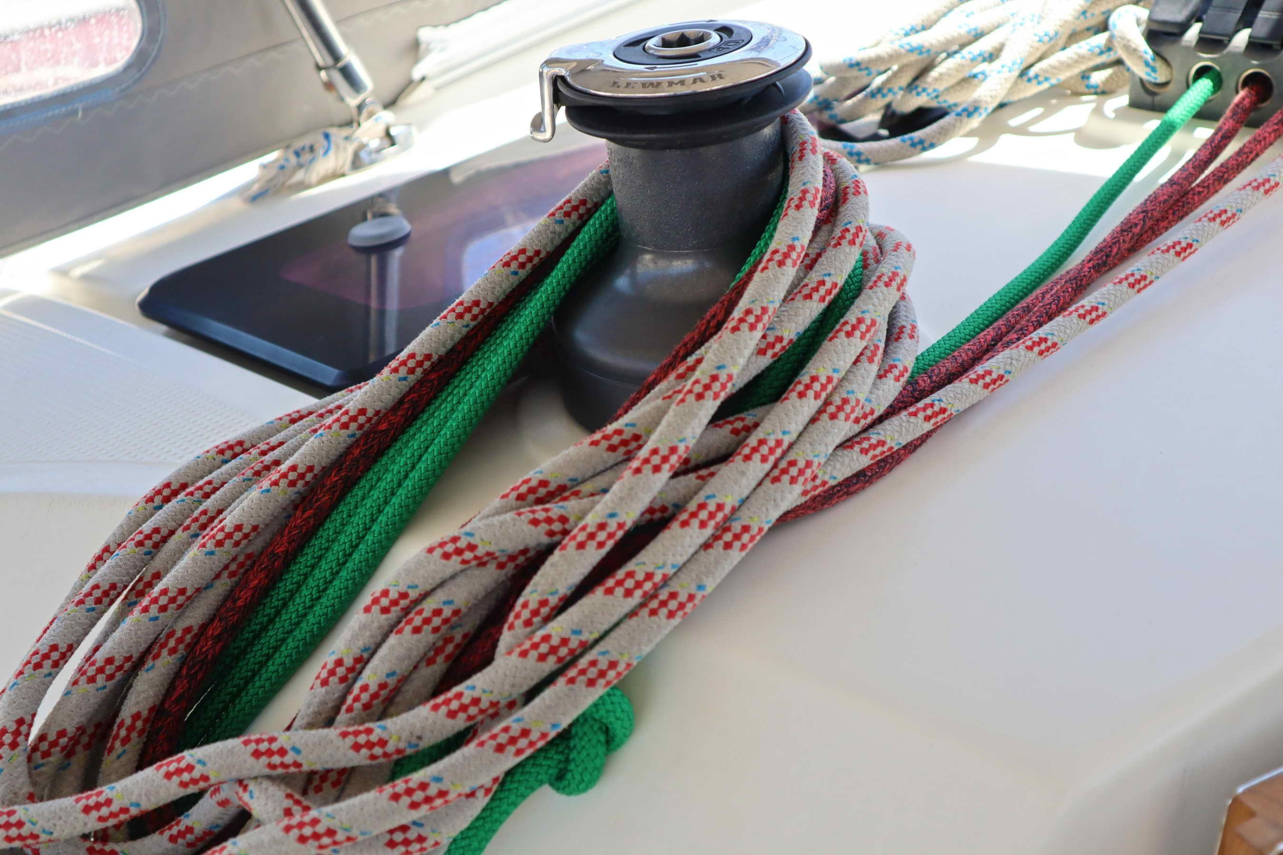 Bavaria Cruiser 40 (3 cab.) — photo 36