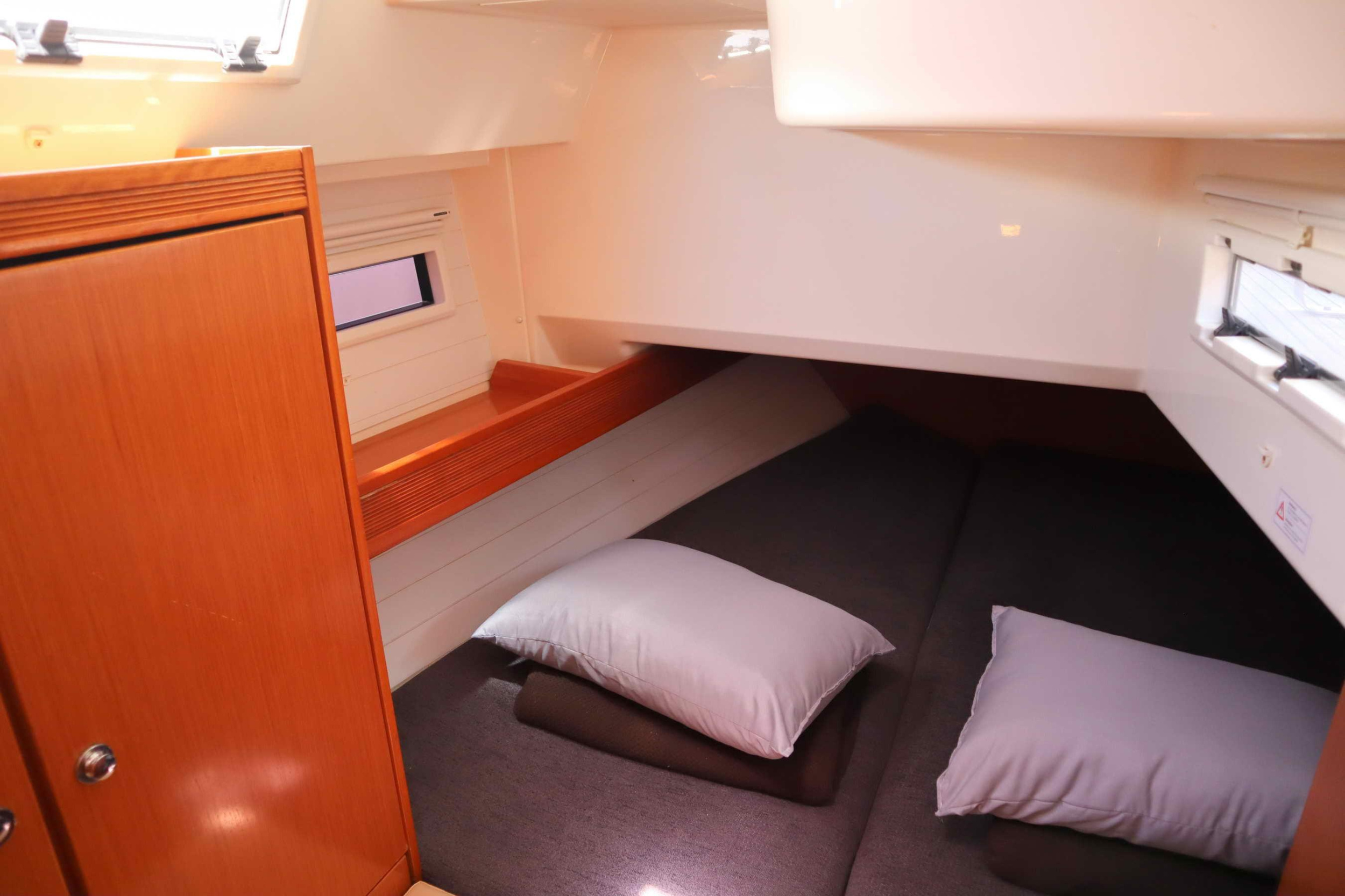 Bavaria Cruiser 40 (3 cab.) — photo 30