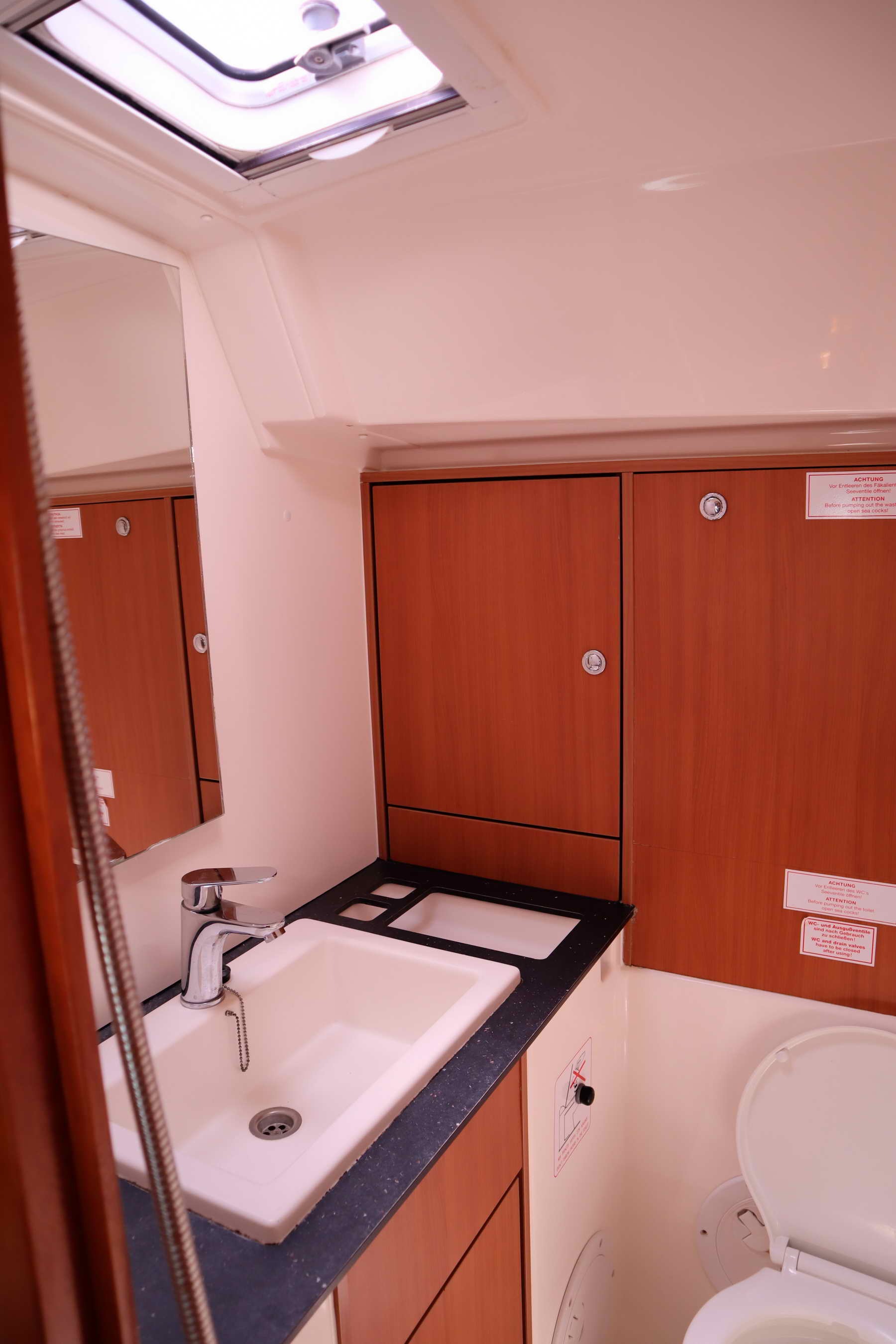 Bavaria Cruiser 40 (3 cab.) — photo 28