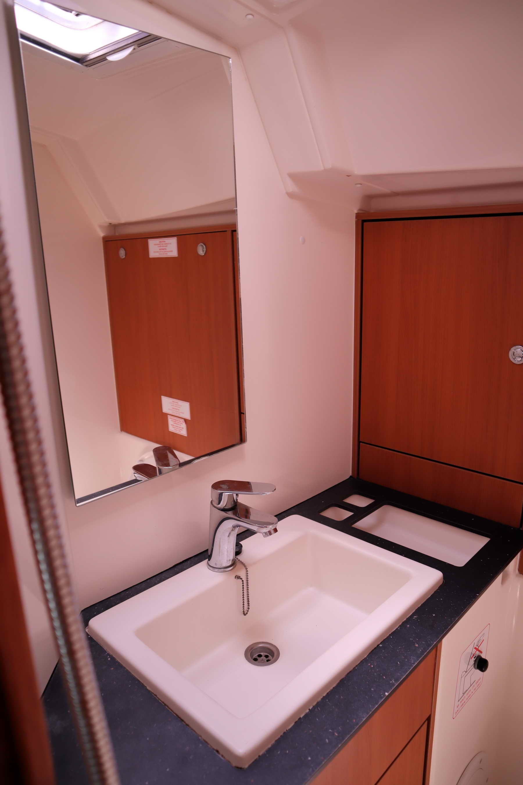 Bavaria Cruiser 40 (3 cab.) — photo 14