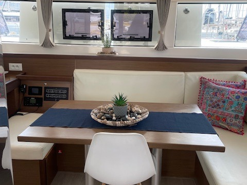 Lagoon 40 (4 cab.) — photo 12