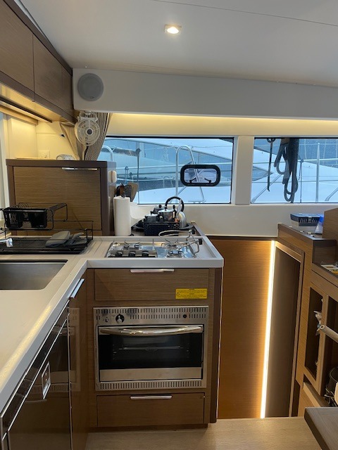 Lagoon 40 (4 cab.) — photo 4