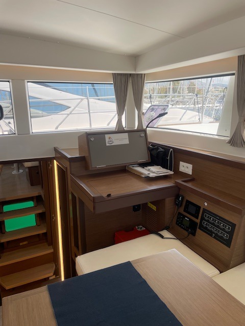 Lagoon 40 (4 cab.) — photo 18