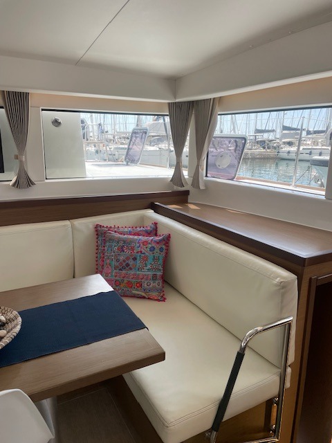 Lagoon 40 (4 cab.) — photo 32