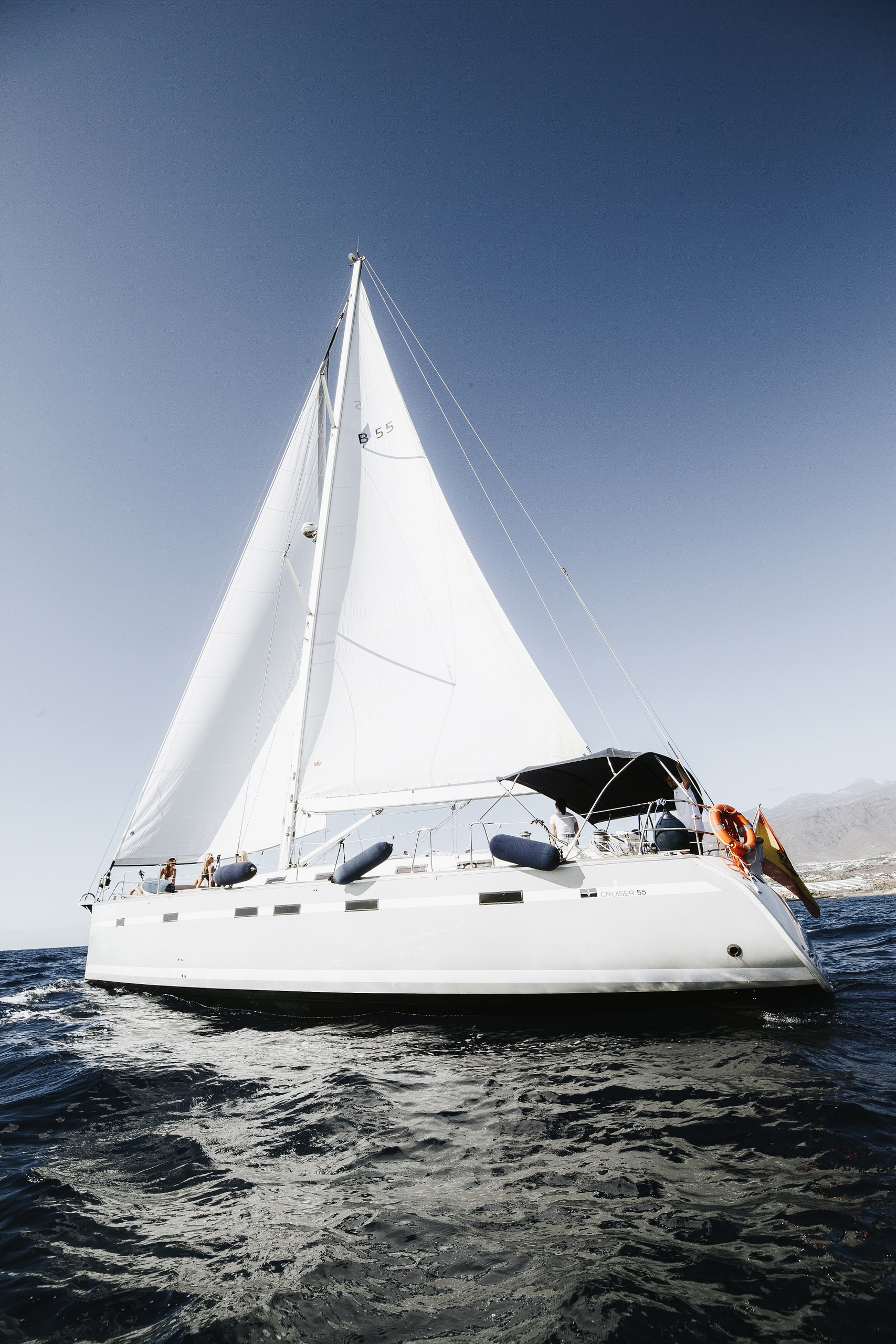 Bavaria 55 Cruiser — photo 7