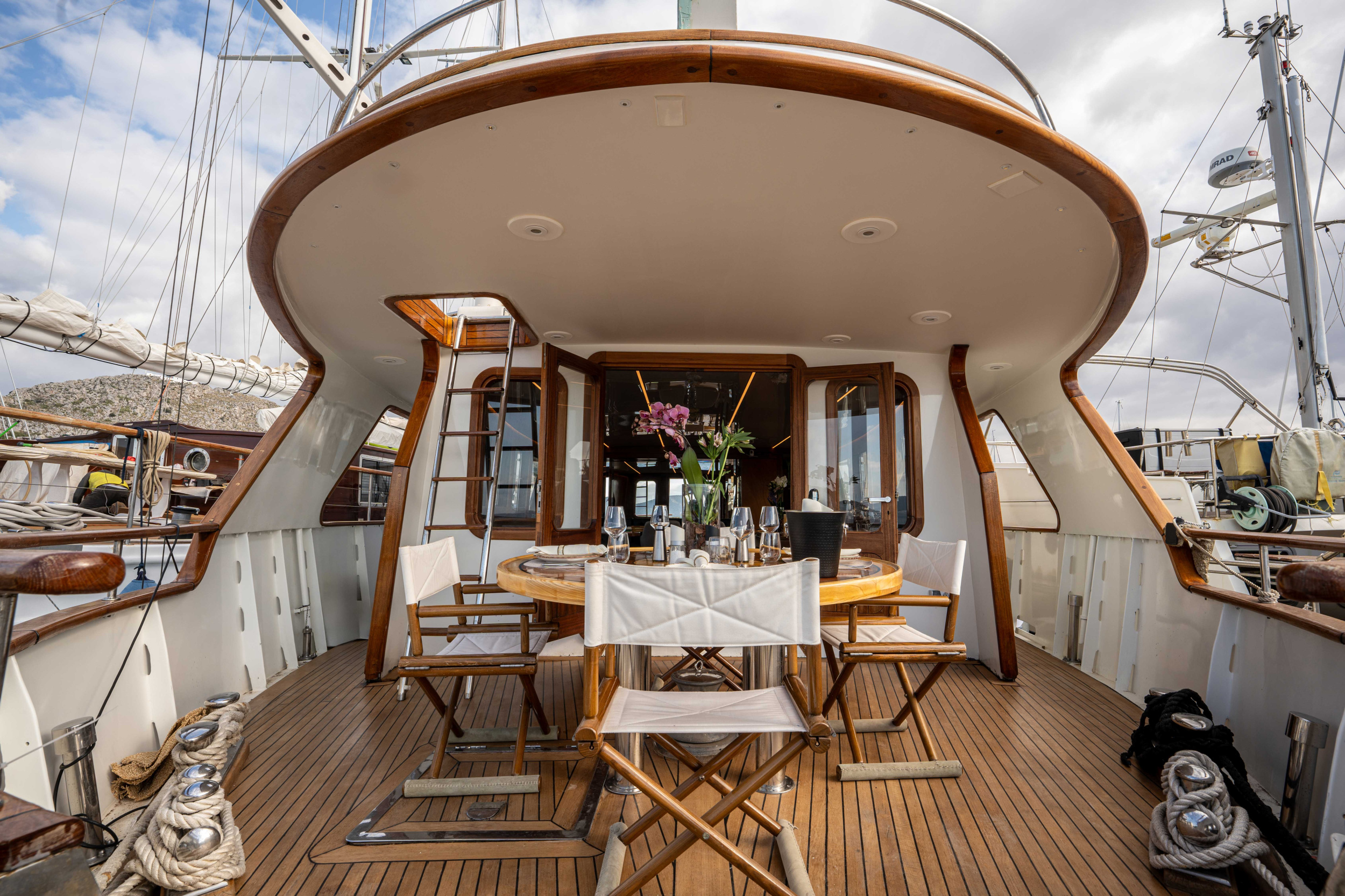 Motoryacht — photo 7