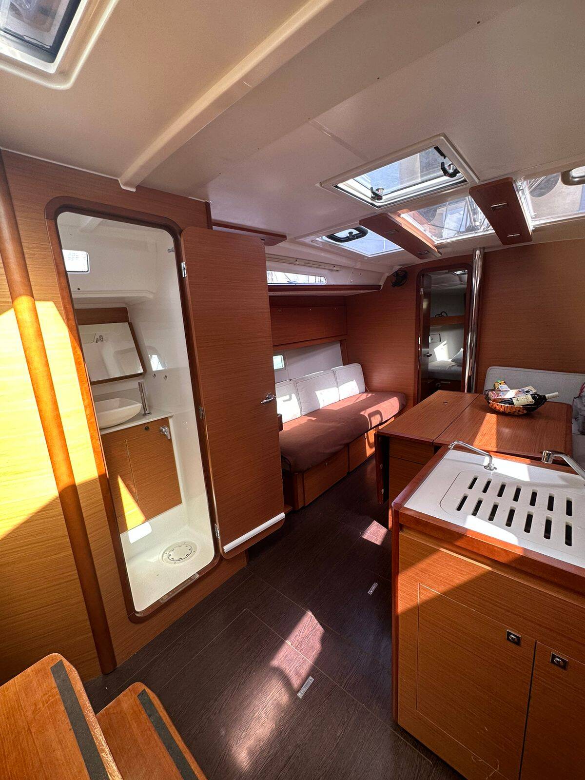 Dufour 390 (3 cab.) — photo 7