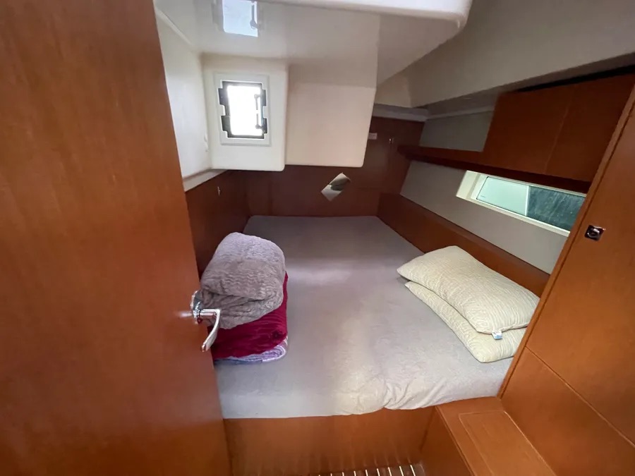 Bavaria C45 Holiday (5 cab.) — photo 3