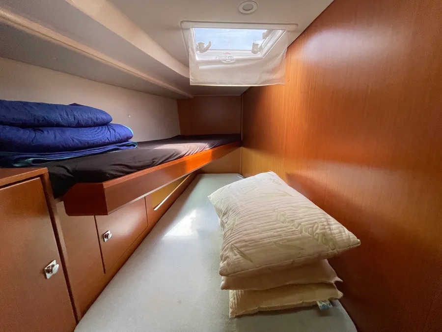 Bavaria C45 Holiday (5 cab.) — photo 13