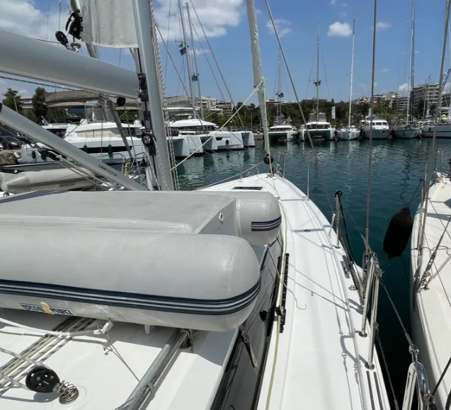 Bavaria C42 (3 cab.) — photo 2