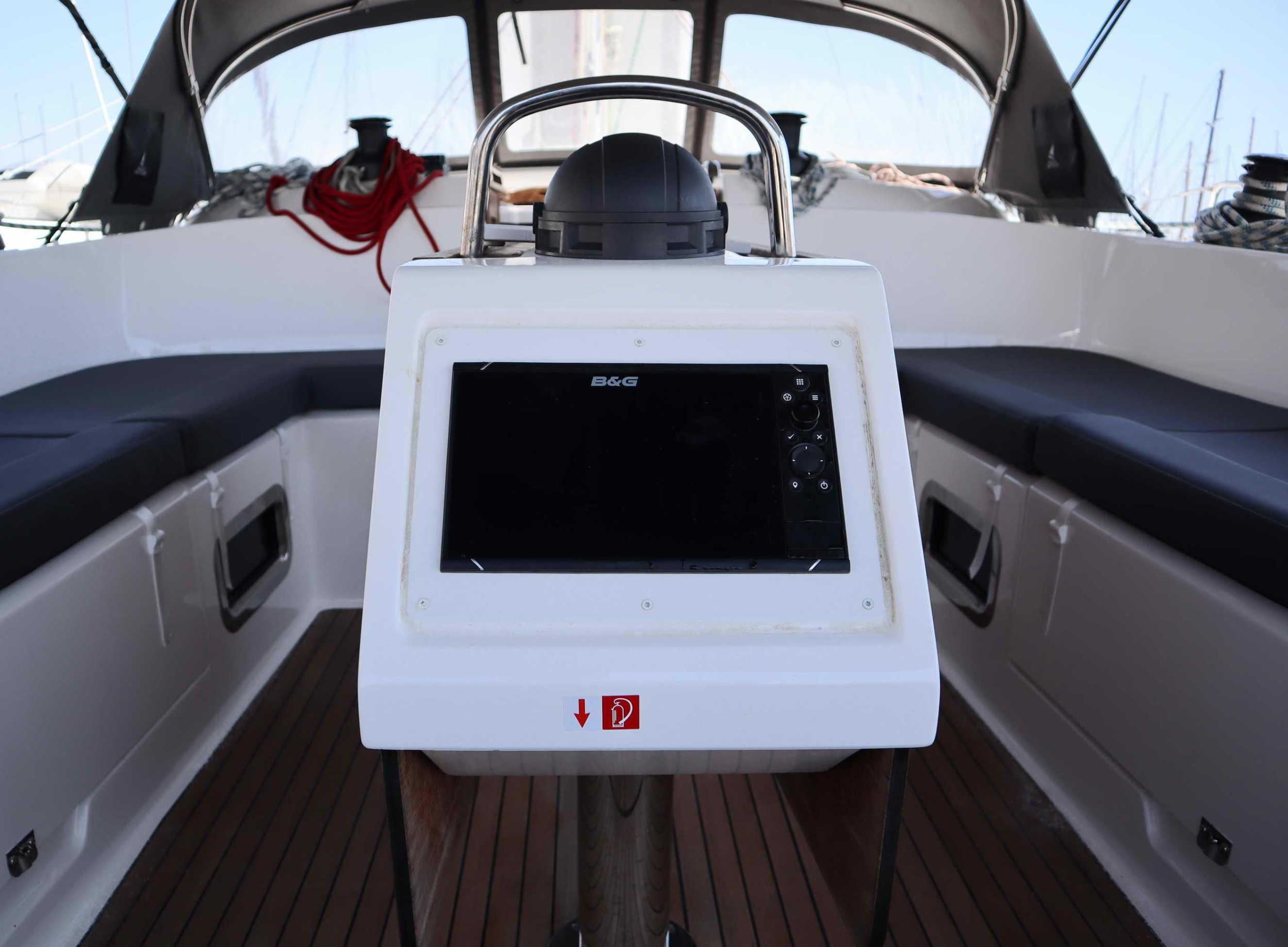 Bavaria Cruiser 46 (4 cab.) — photo 32