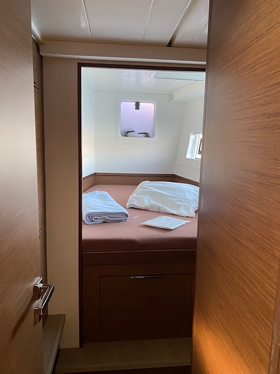 Lagoon 40 (4 cab.) — photo 8