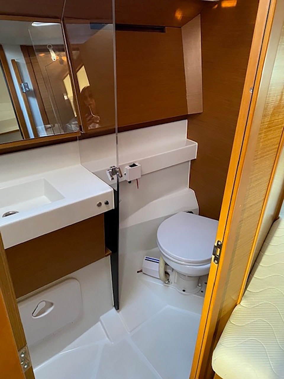Sun Odyssey 410 (3 cab.) — photo 7
