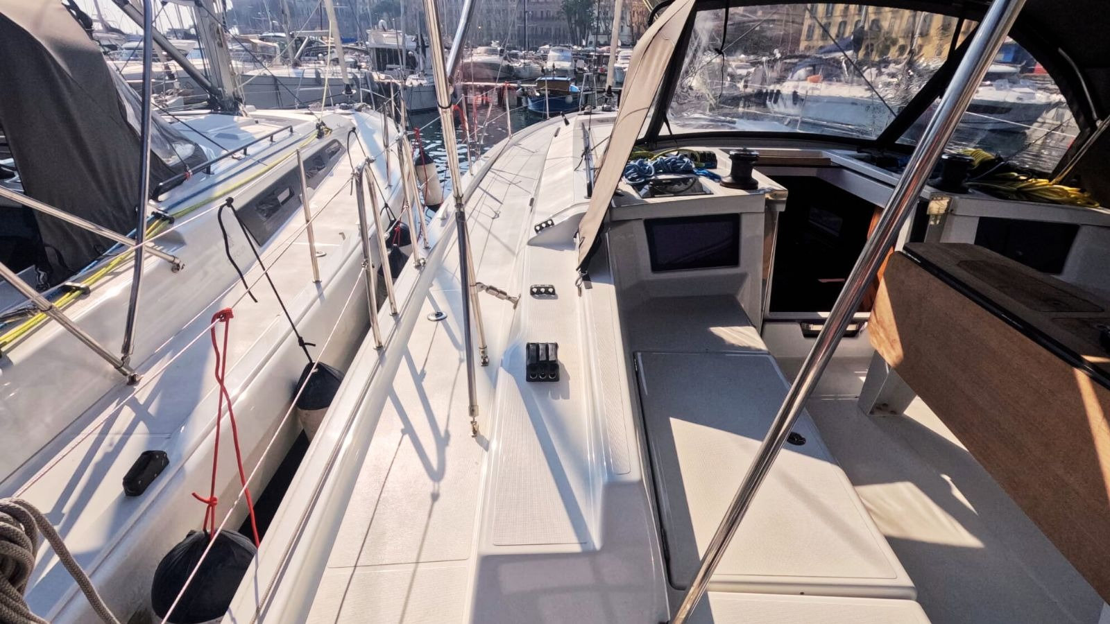 Dufour 44 — photo 6