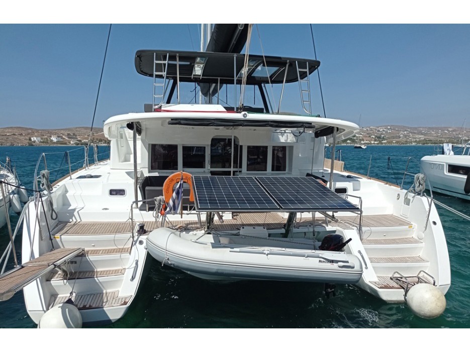 Lagoon 450 Fly — photo 1