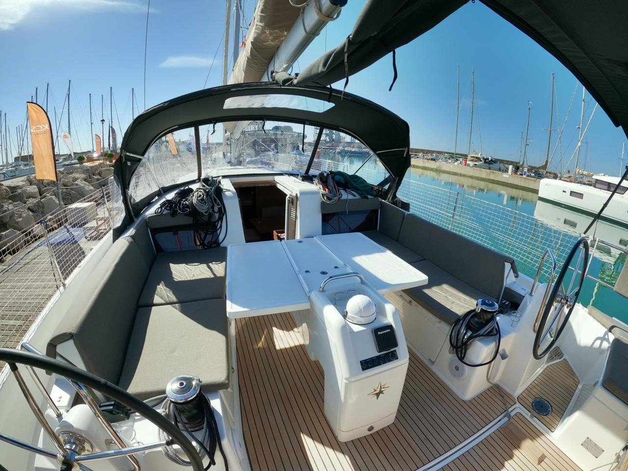 Sun Odyssey 490 — photo 7