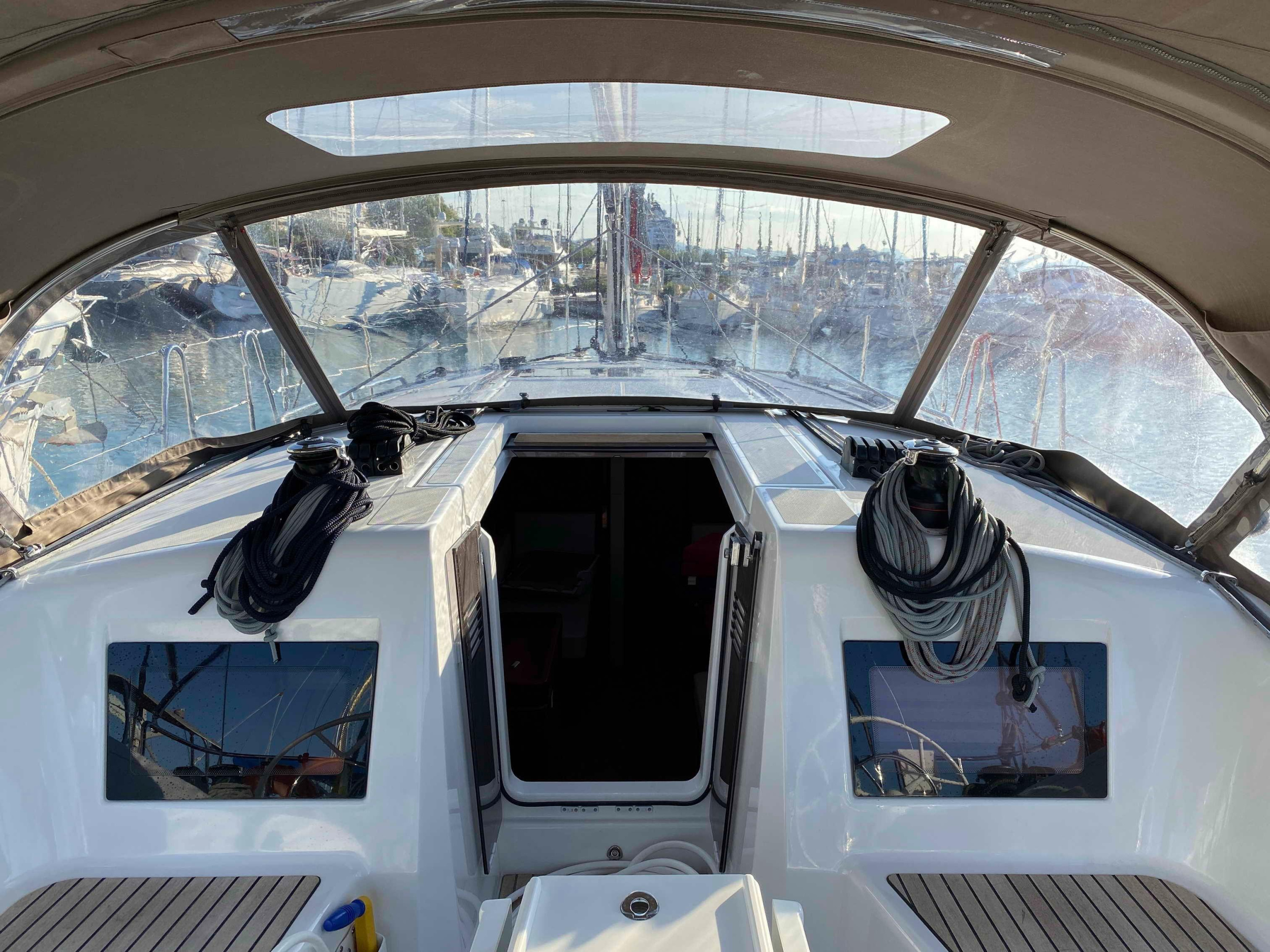 Sun Odyssey 410 (3 cab.) — photo 2