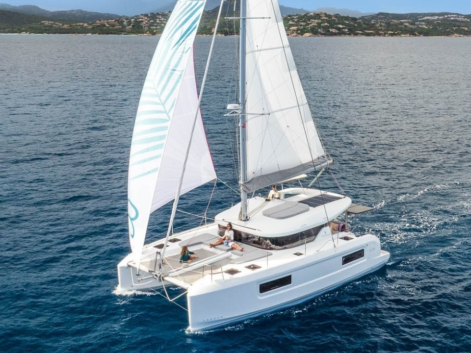 Lagoon 38 (6 cab.) — photo 1
