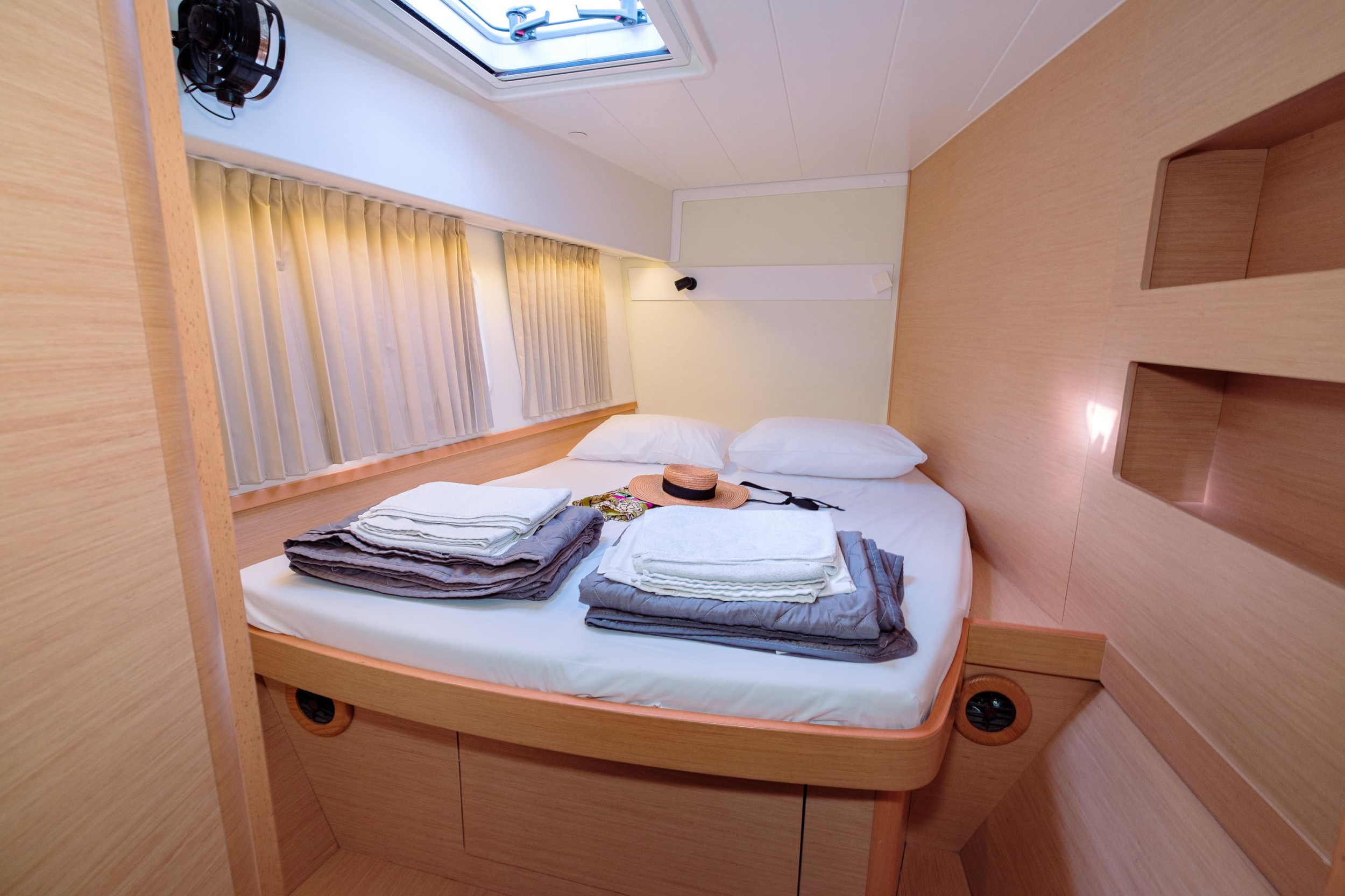 Lagoon 42 & GEN — photo 18