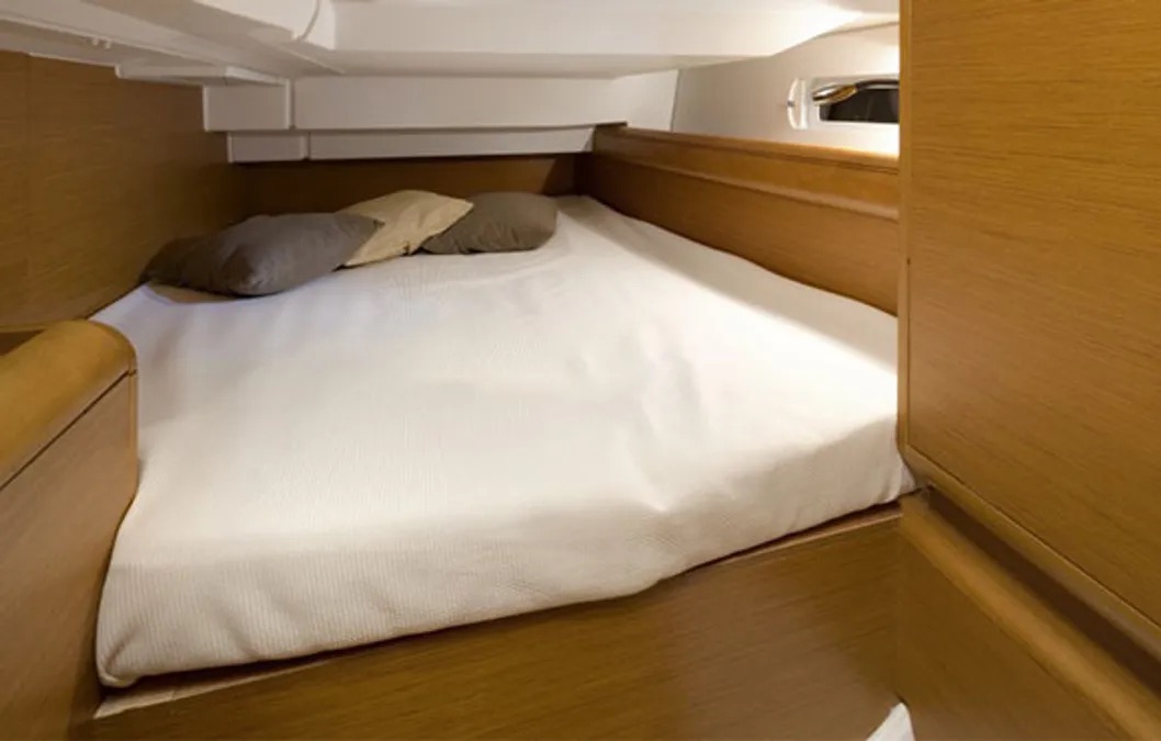 Sun Odyssey 409 (3 cab.) — photo 9