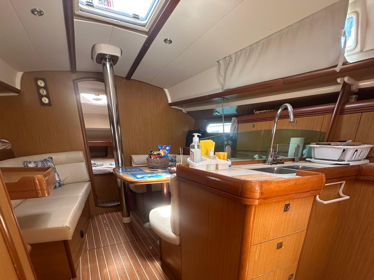 Sun Odyssey 39i — photo 74