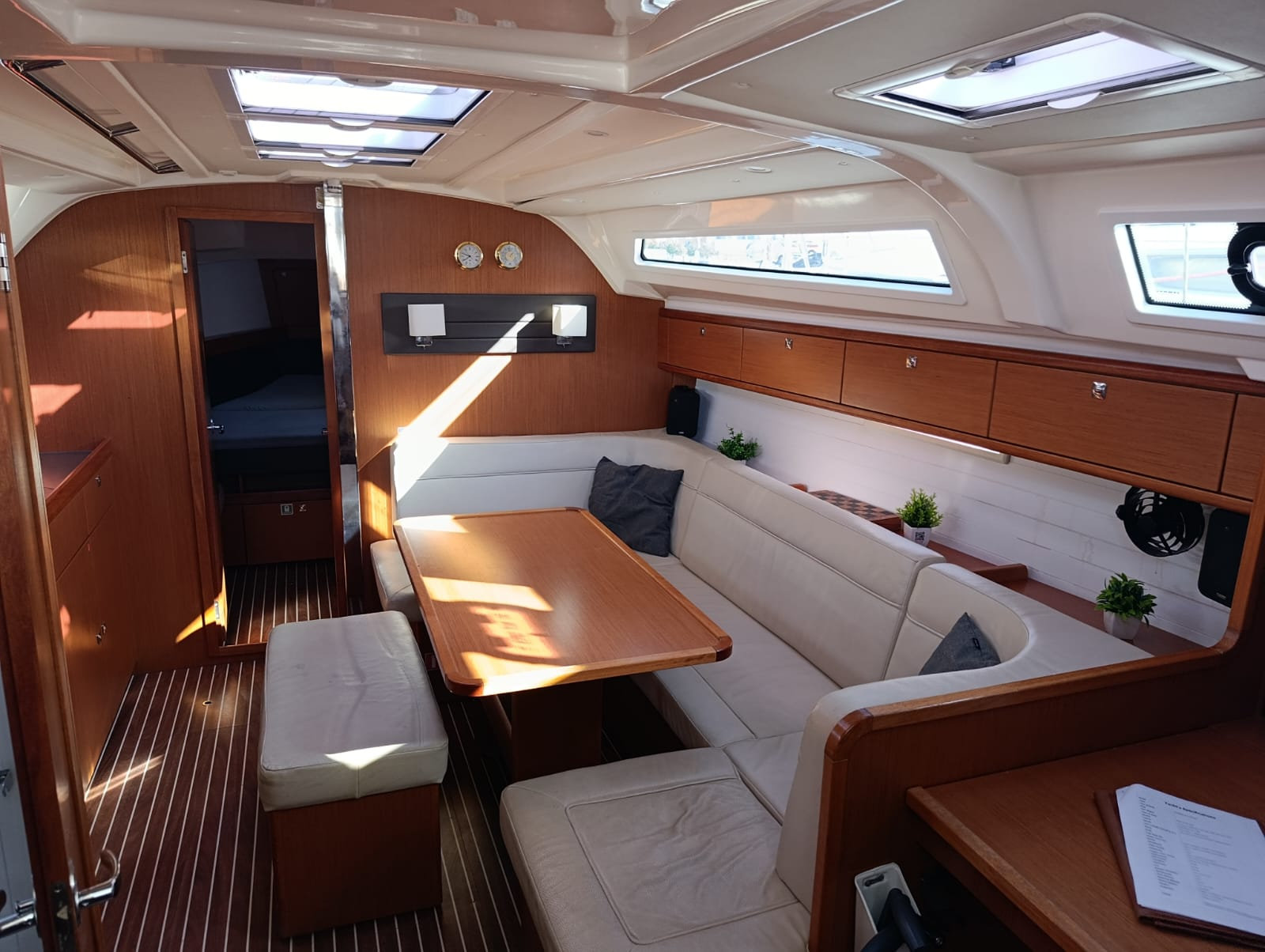 Bavaria 41 Cruiser — photo 43