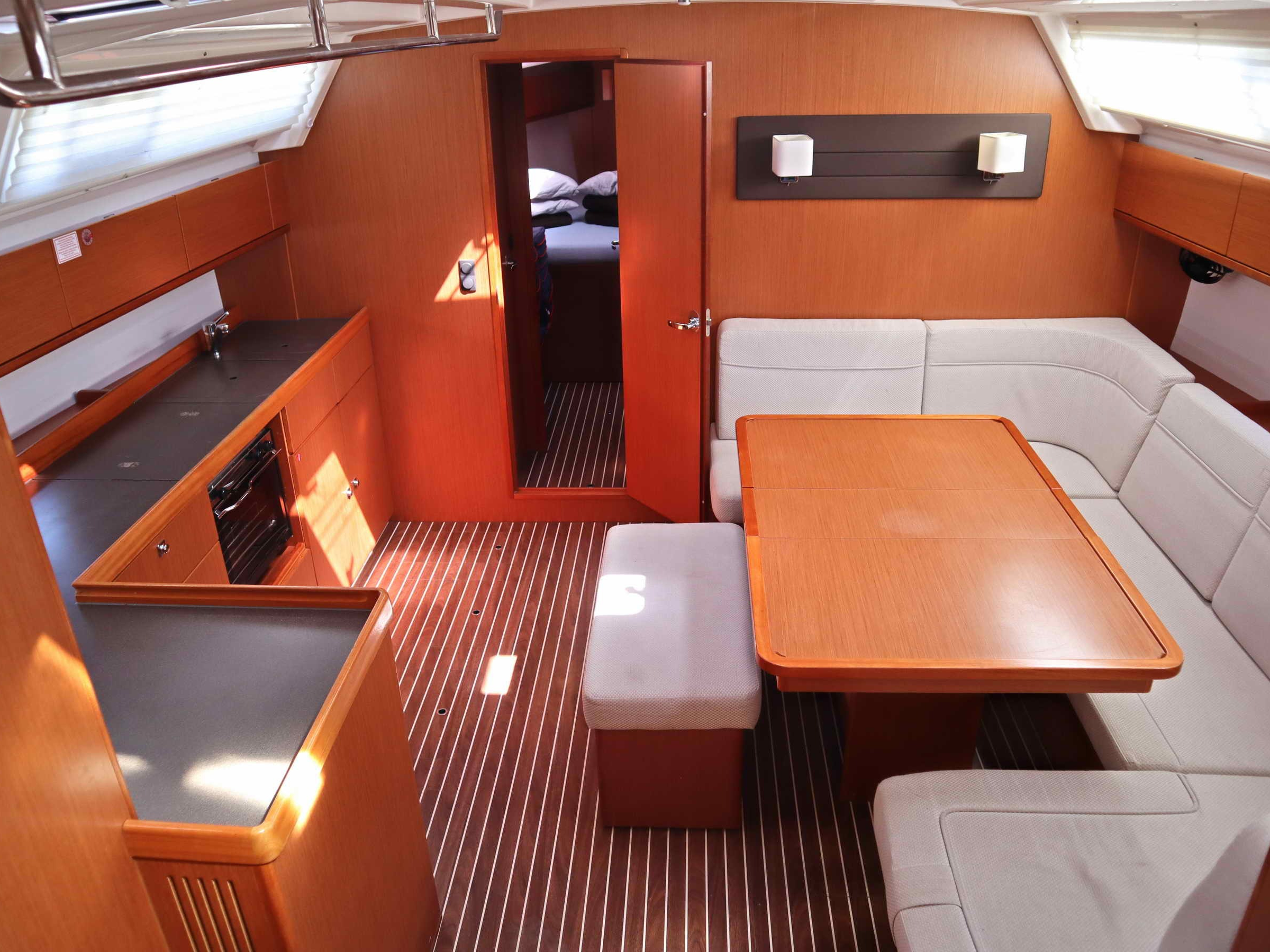 Bavaria Cruiser 46 (4 cab.) — photo 27