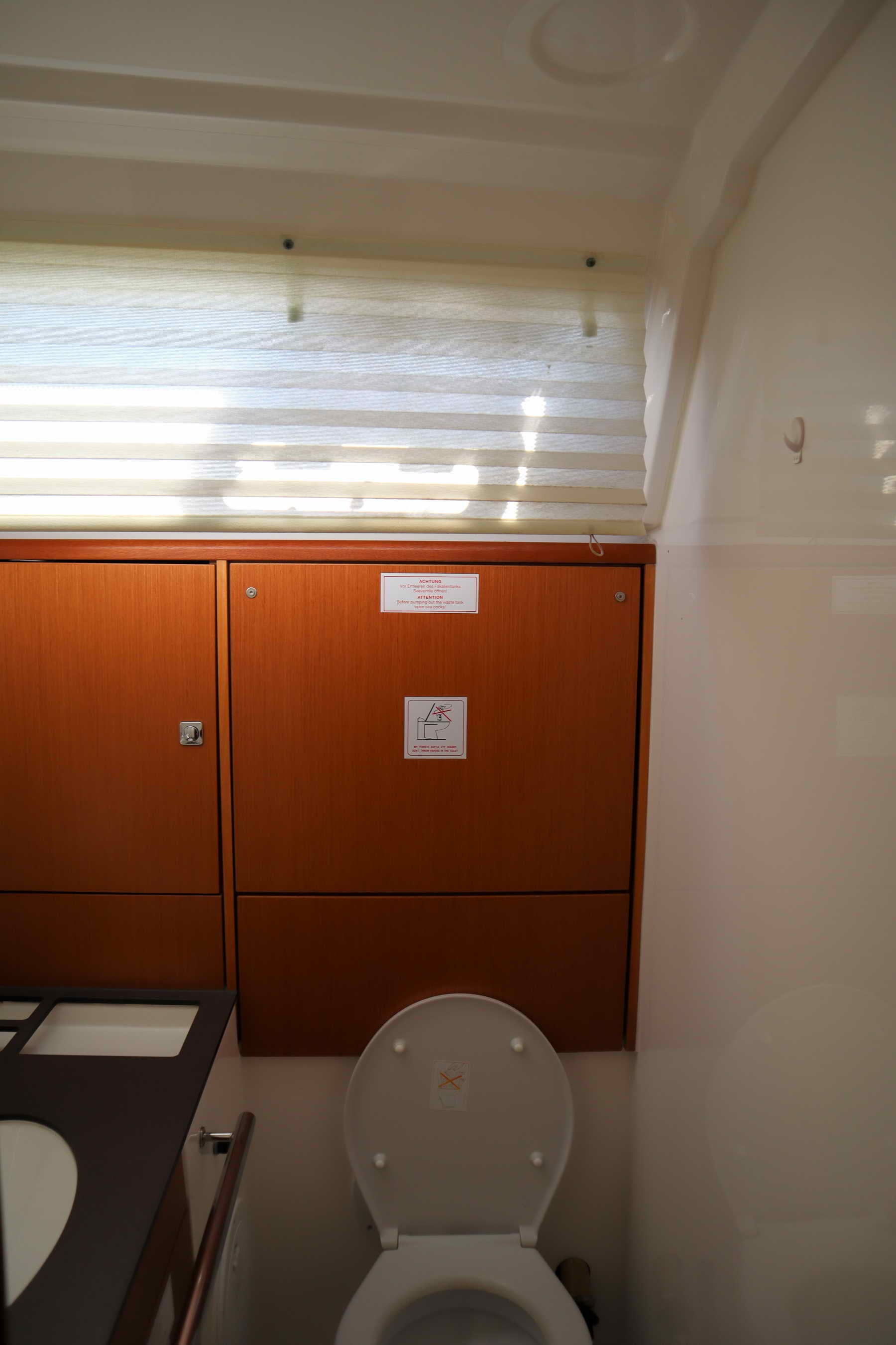 Bavaria Cruiser 46 (4 cab.) — photo 28