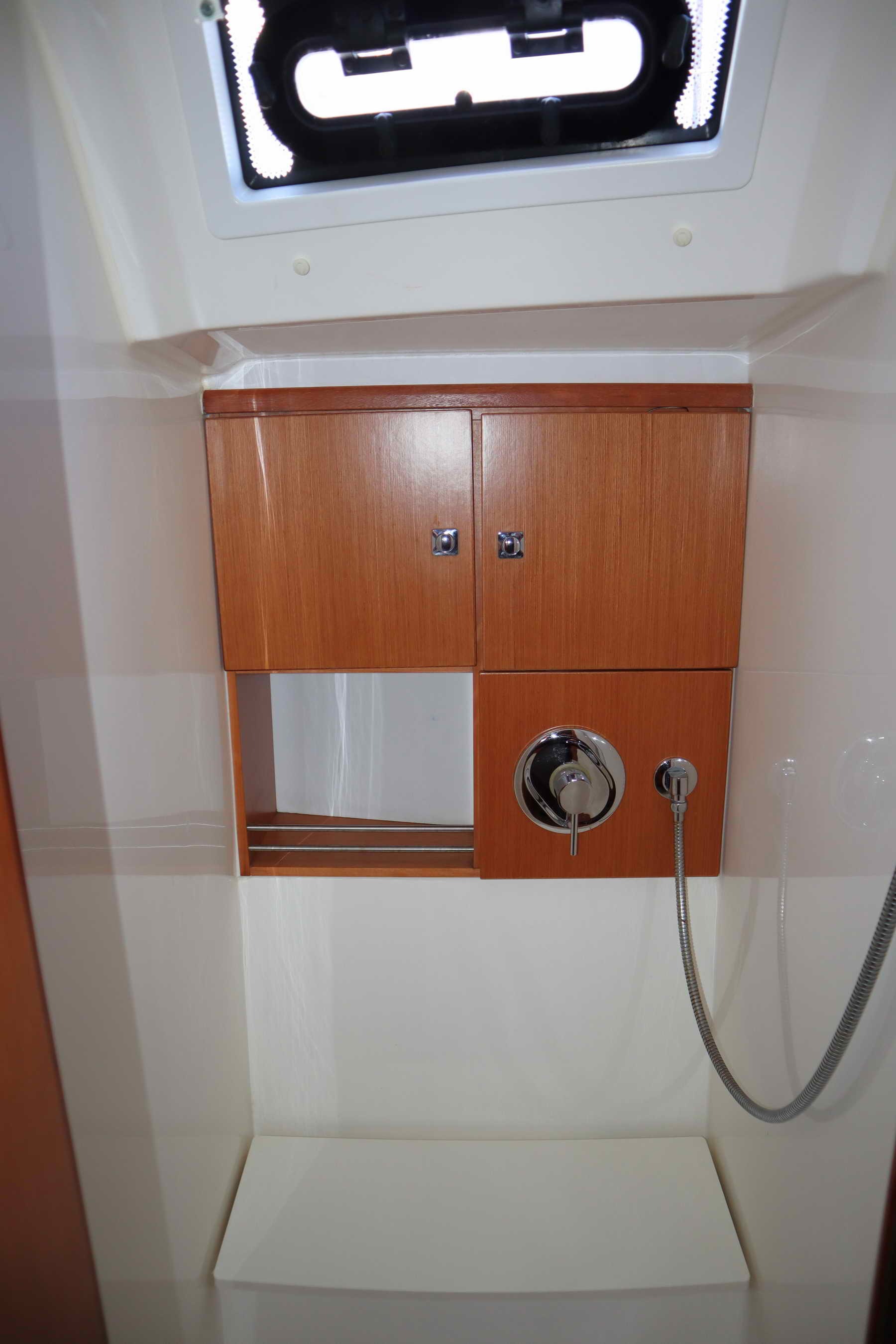 Bavaria Cruiser 46 (4 cab.) — photo 15